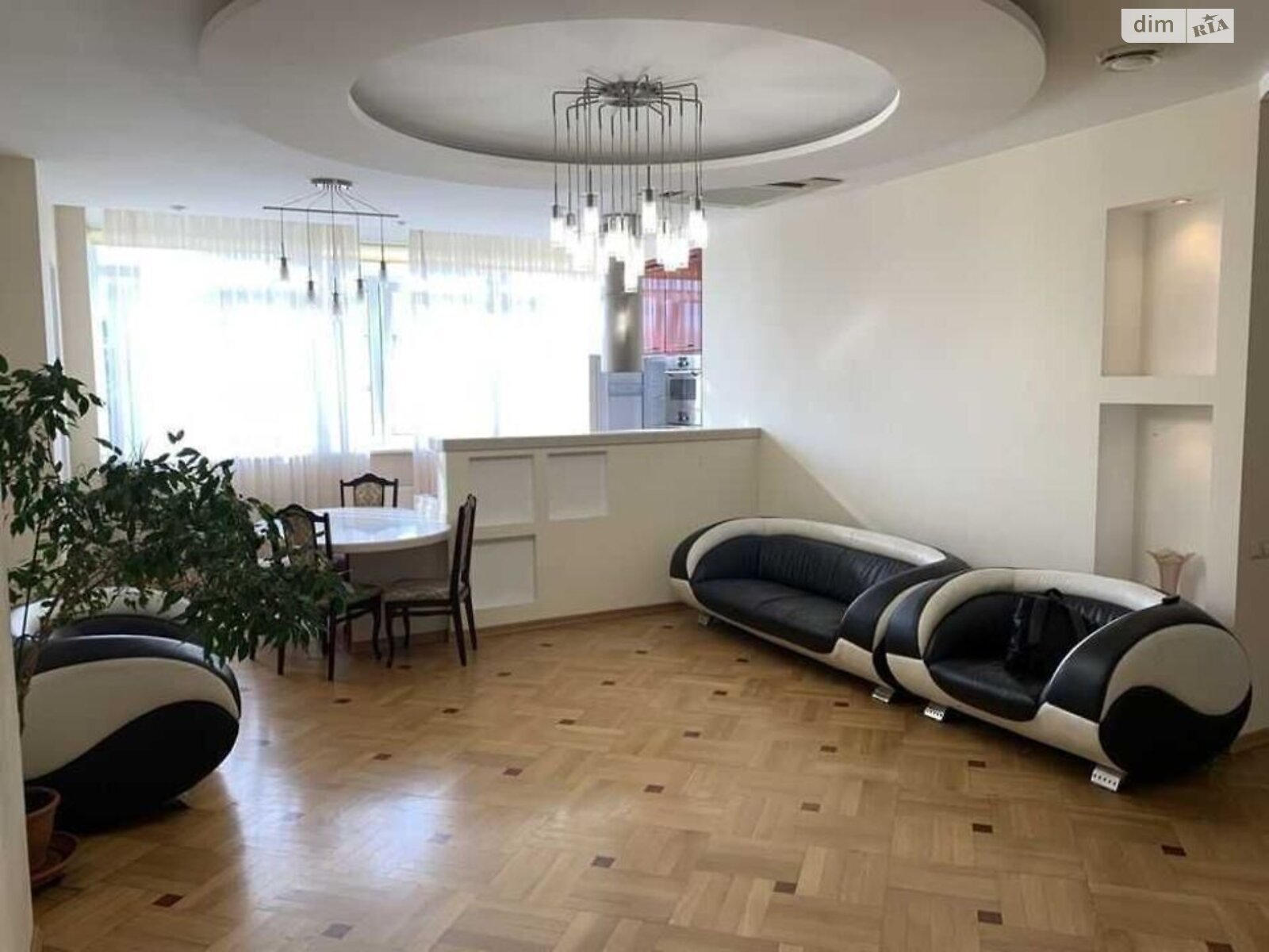 Продажа четырехкомнатной квартиры в Днепре, на ул. Левка Лукьяненко 21А, фото 1 Продажа четырехкомнатной квартиры в Днепре, на ул. Левка Лукьяненко 21А, фото 1