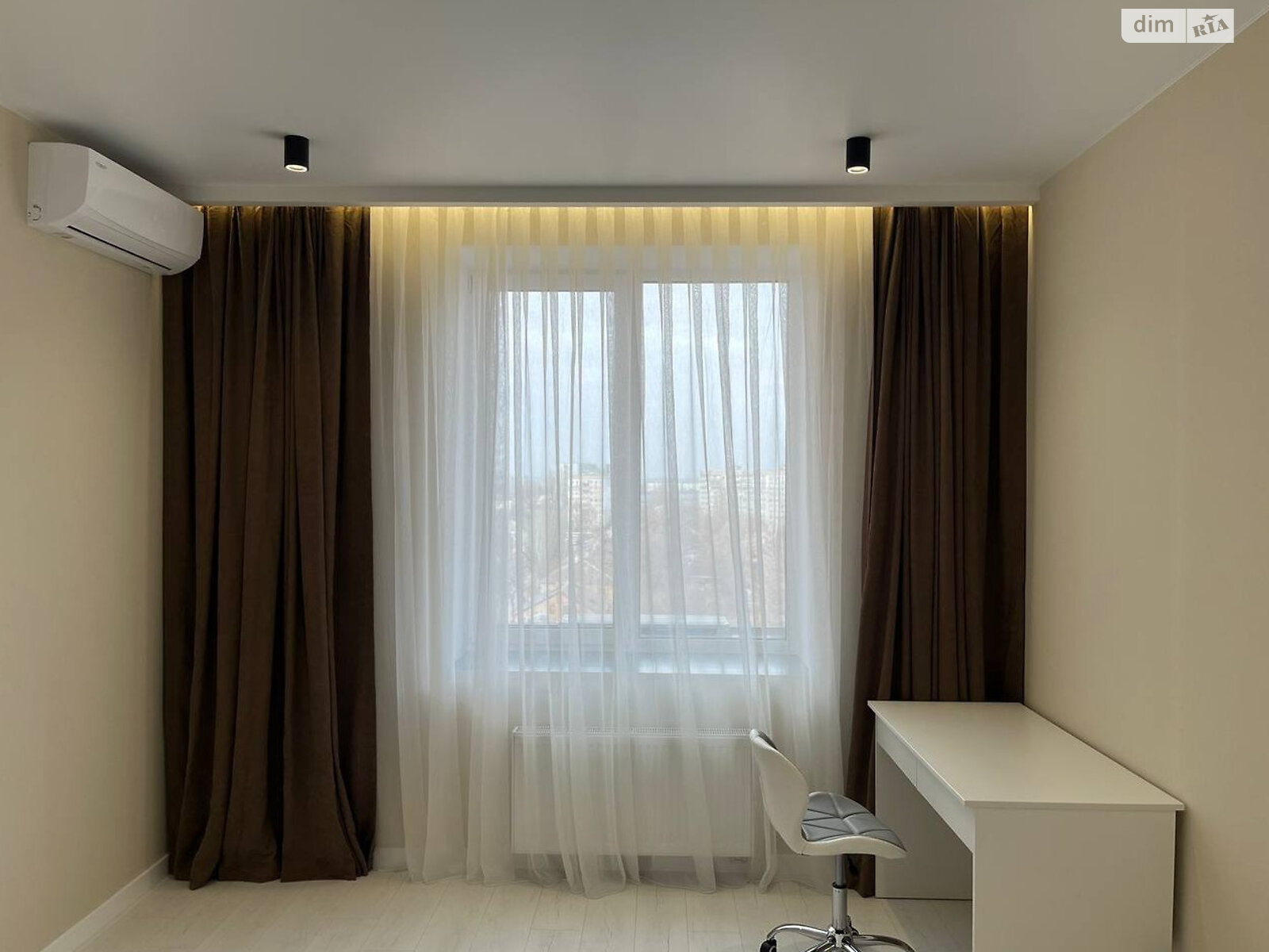 Продаж трикімнатної квартири в Дніпрі, на вул. Євгена Чикаленка 3, кв. 55, район Лівобережний фото 1 Продаж трикімнатної квартири в Дніпрі, на вул. Євгена Чикаленка 3, кв. 55, район Лівобережний фото 1