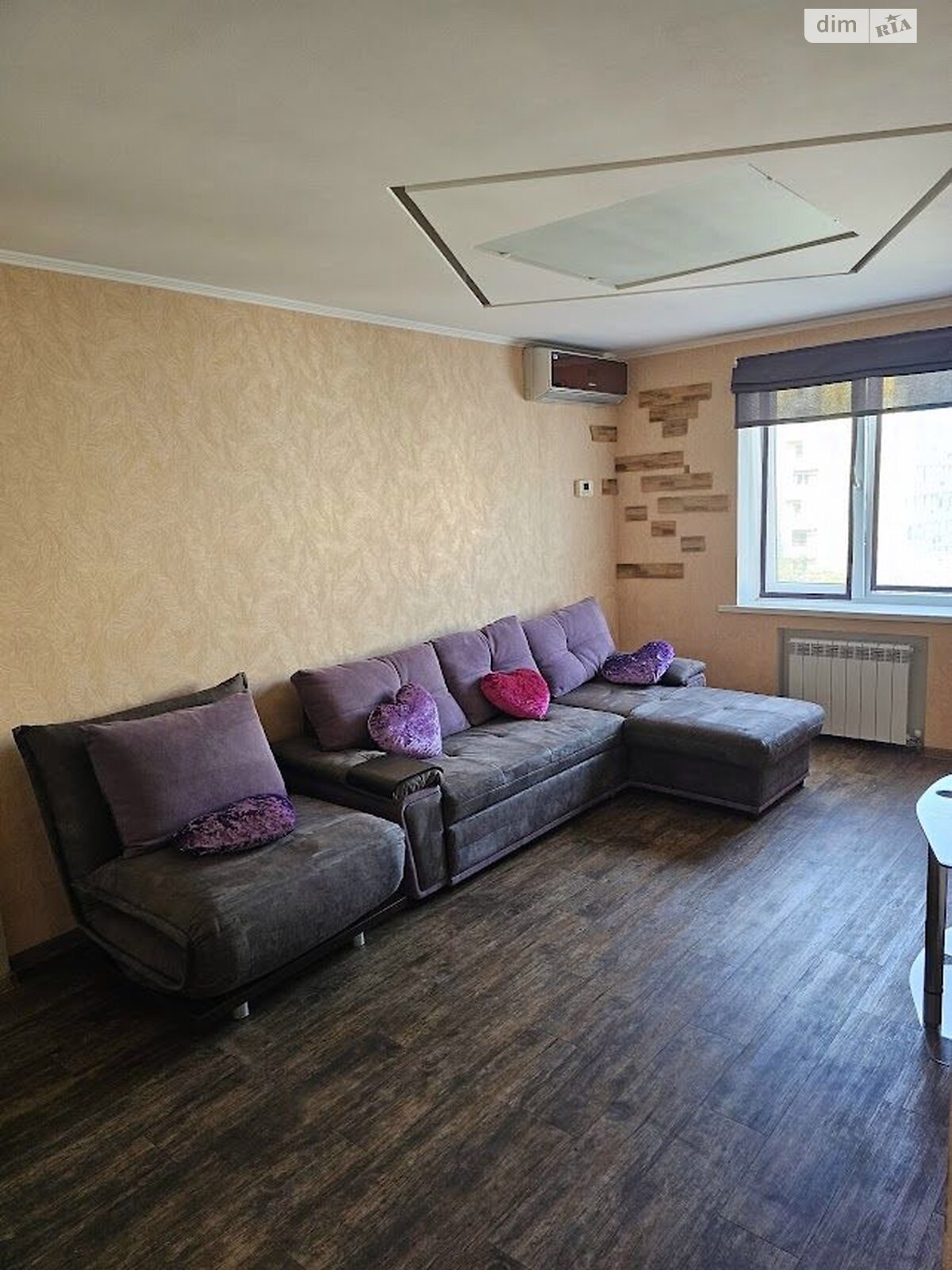 Продажа трехкомнатной квартиры в Днепре, на ул. Березинская, район Левобережный фото 1 Продажа трехкомнатной квартиры в Днепре, на ул. Березинская, район Левобережный фото 1