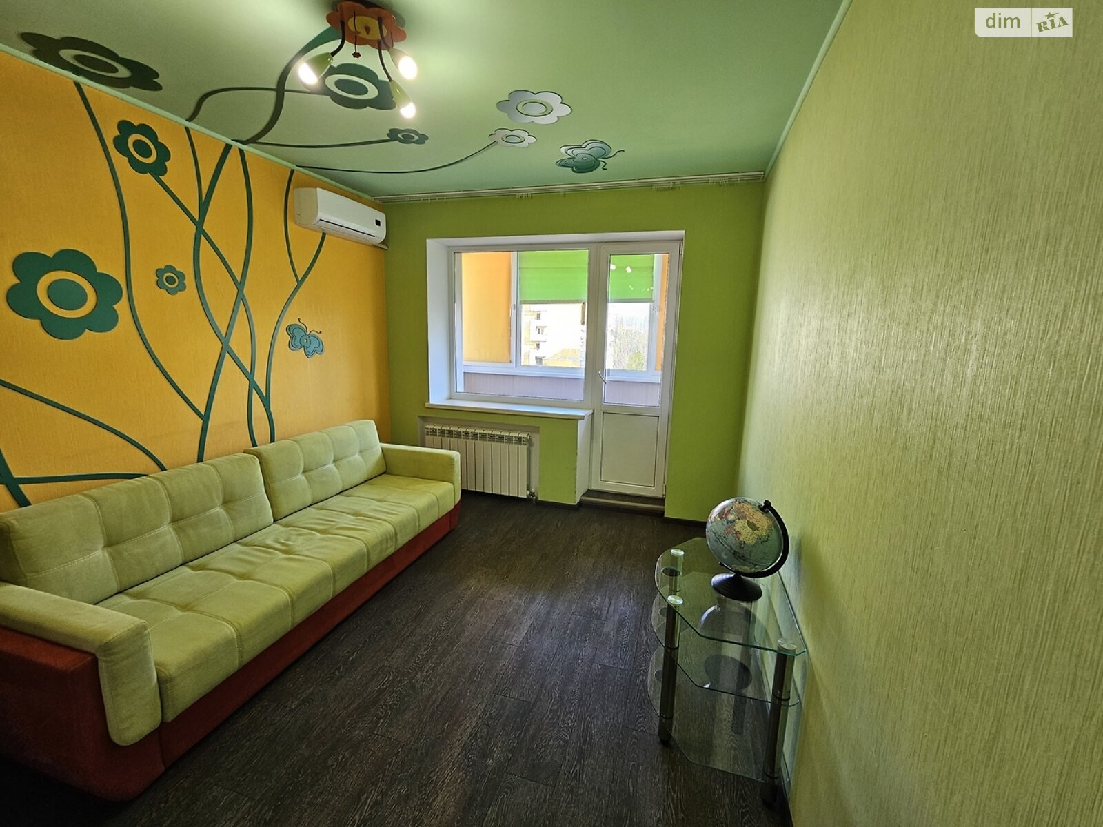 Продаж трикімнатної квартири в Дніпрі, на вул. Березинська, район Лівобережний фото 1