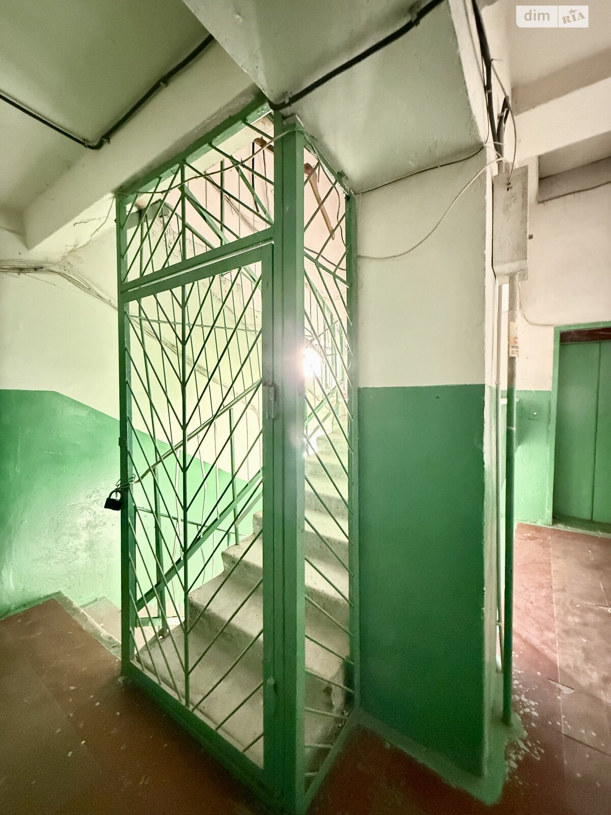 Продажа однокомнатной квартиры в Днепре, на шоссе Донецкое 123А, район Левобережный фото 1 Продажа однокомнатной квартиры в Днепре, на шоссе Донецкое 123А, район Левобережный фото 1