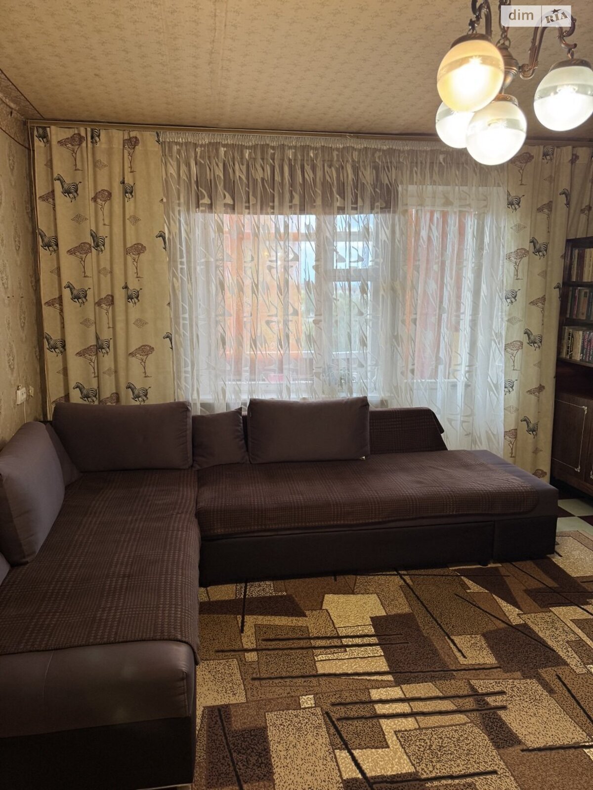 Продажа трехкомнатной квартиры в Днепре, на пер. Фестивальный 20, район Индустриальный фото 1