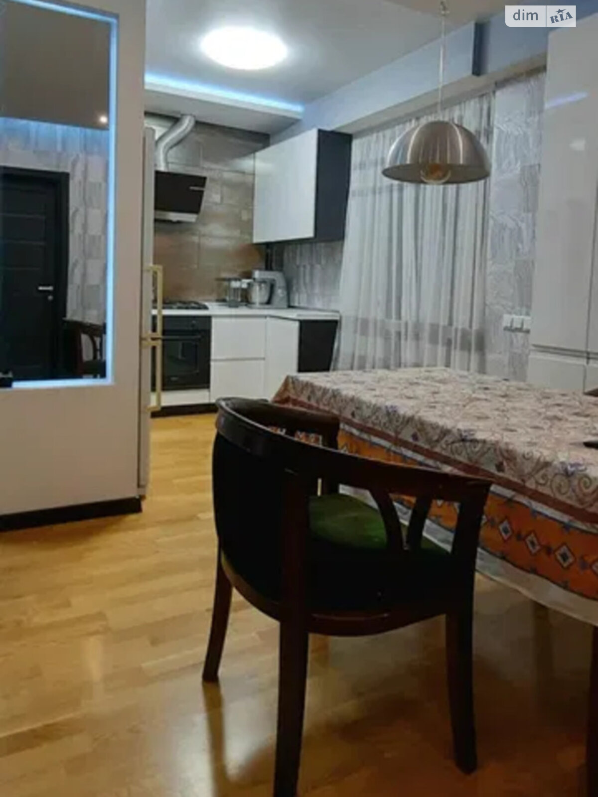 Продаж двокімнатної квартири в Дніпрі, на просп. Миру 25, район Лівобережний фото 1