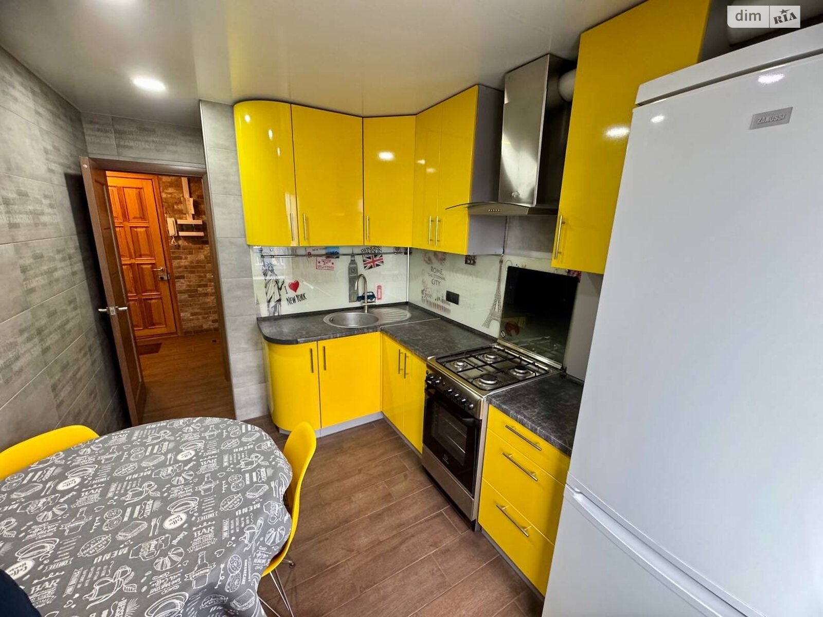 Продаж двокімнатної квартири в Дніпрі, на просп. Миру 47, район Лівобережний фото 1 Продаж двокімнатної квартири в Дніпрі, на просп. Миру 47, район Лівобережний фото 1