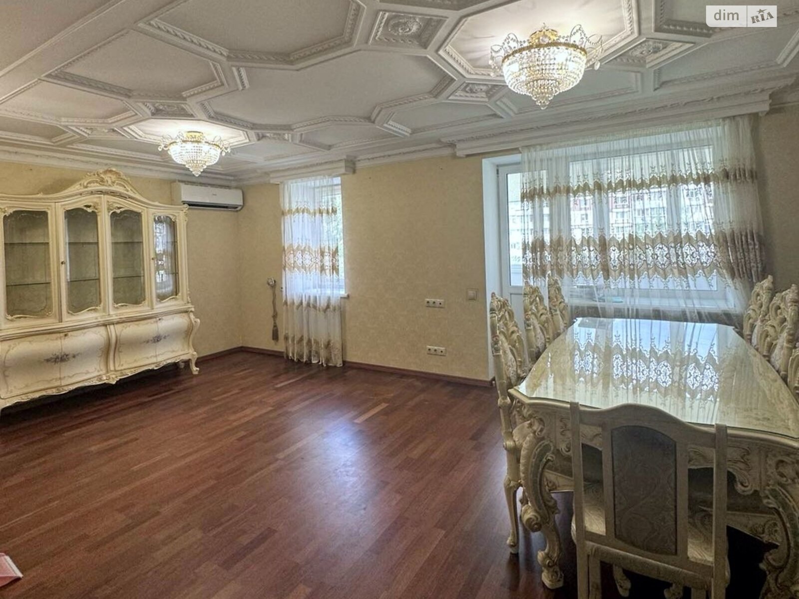 Продаж трикімнатної квартири в Дніпрі, на просп. Миру 4А, район Лівобережний фото 1 Продаж трикімнатної квартири в Дніпрі, на просп. Миру 4А, район Лівобережний фото 1