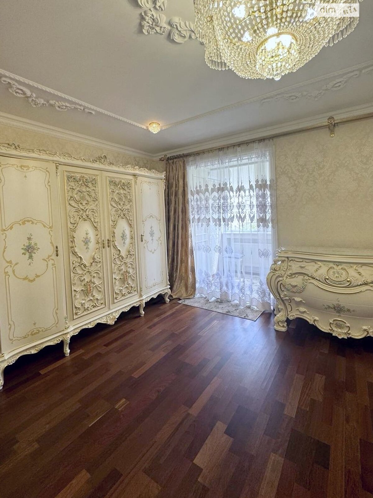 Продаж трикімнатної квартири в Дніпрі, на просп. Миру 4А, район Лівобережний фото 1 Продаж трикімнатної квартири в Дніпрі, на просп. Миру 4А, район Лівобережний фото 1