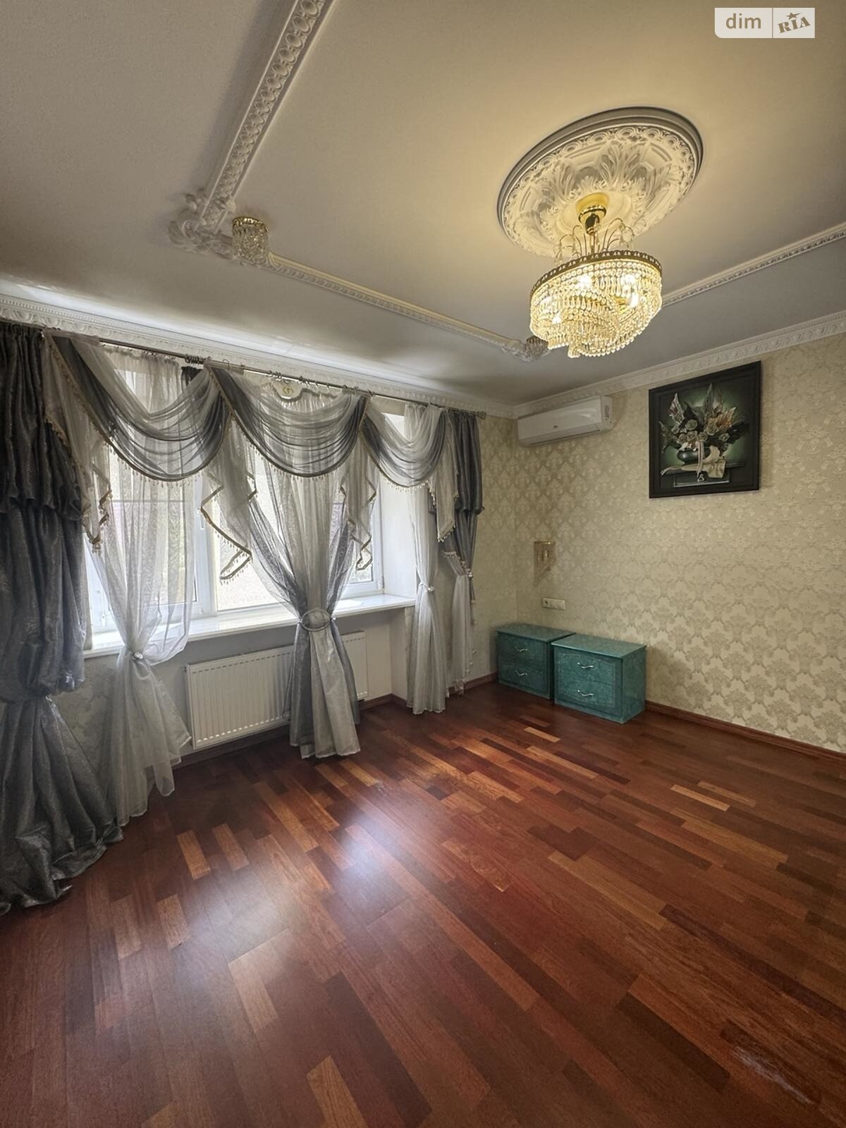 Продаж трикімнатної квартири в Дніпрі, на просп. Миру 4А, район Лівобережний фото 1 Продаж трикімнатної квартири в Дніпрі, на просп. Миру 4А, район Лівобережний фото 1