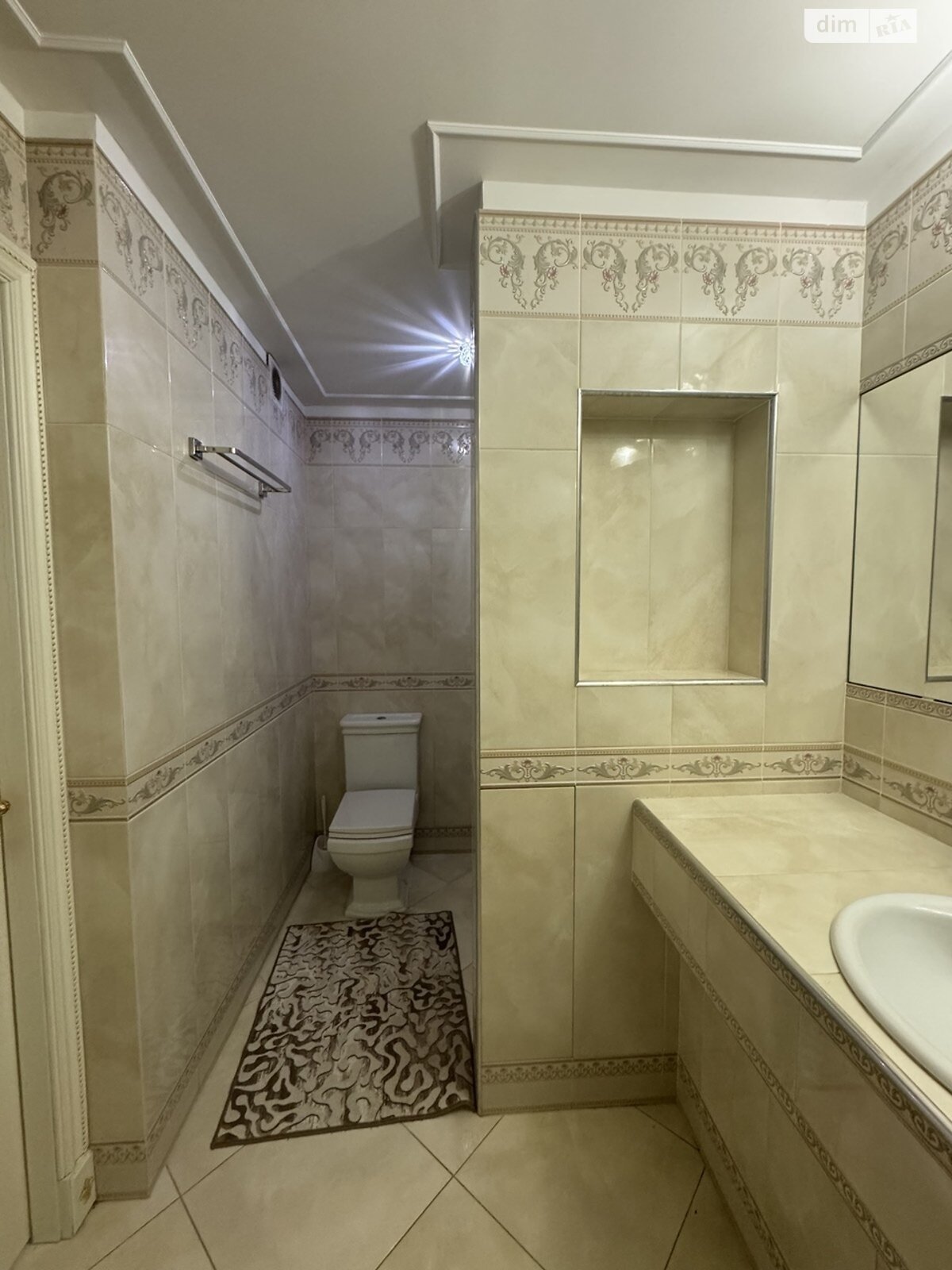 Продаж трикімнатної квартири в Дніпрі, на просп. Миру 4А, район Лівобережний фото 1 Продаж трикімнатної квартири в Дніпрі, на просп. Миру 4А, район Лівобережний фото 1