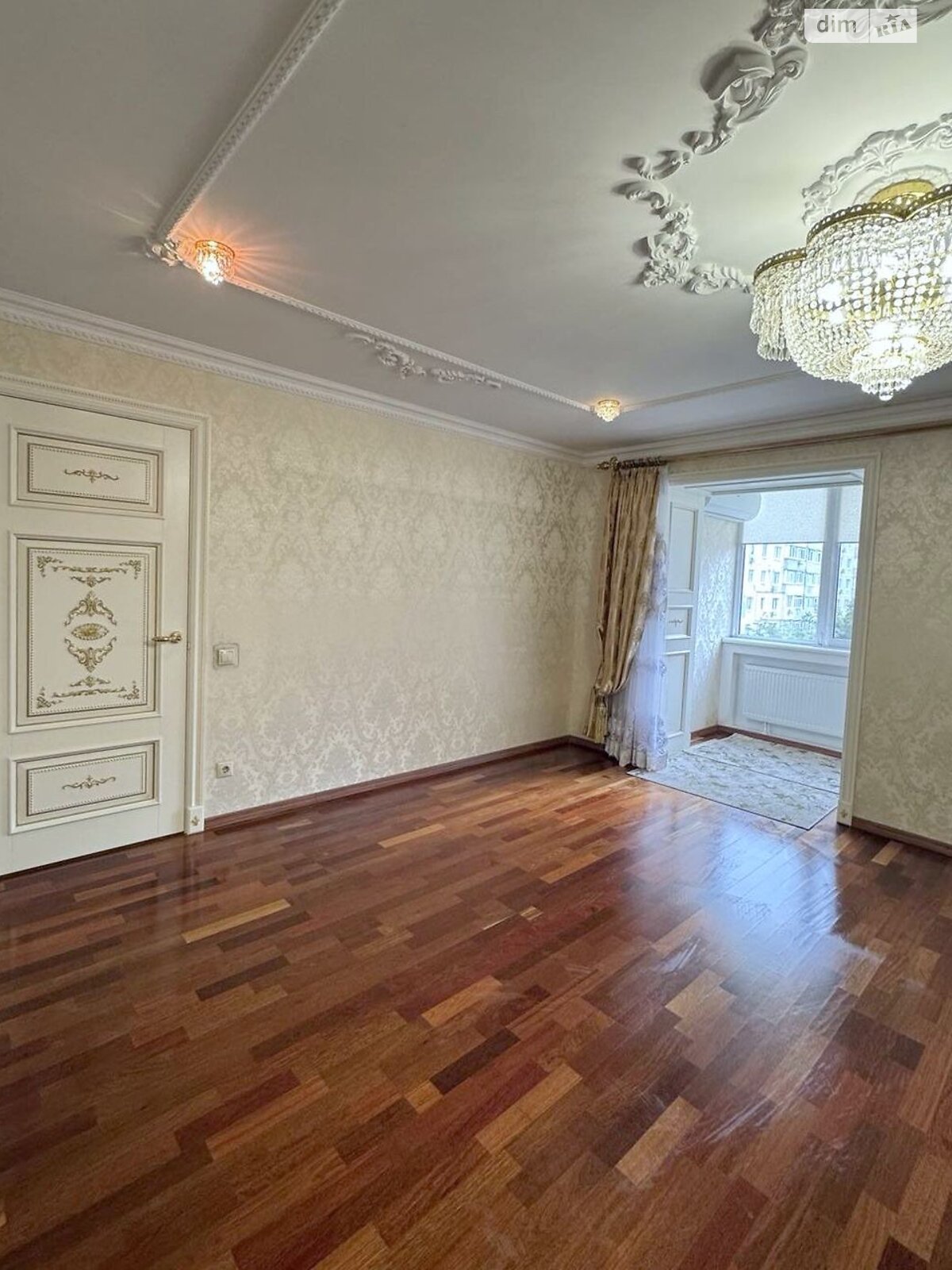 Продажа трехкомнатной квартиры в Днепре, на просп. Мира 4А, район Левобережный фото 1 Продажа трехкомнатной квартиры в Днепре, на просп. Мира 4А, район Левобережный фото 1
