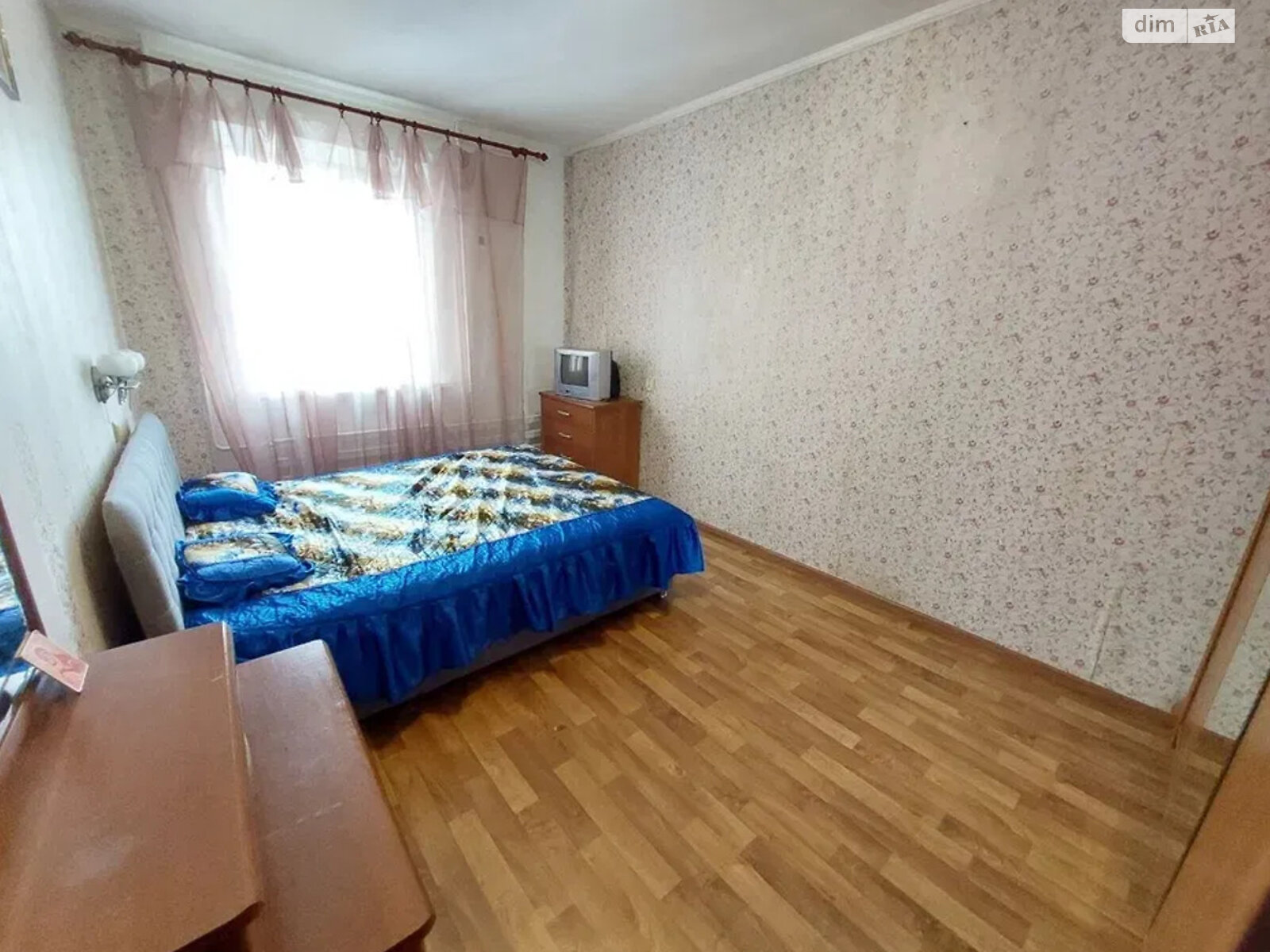 Продаж трикімнатної квартири в Дніпрі, на просп. Миру 35, район Лівобережний фото 1 Продаж трикімнатної квартири в Дніпрі, на просп. Миру 35, район Лівобережний фото 1
