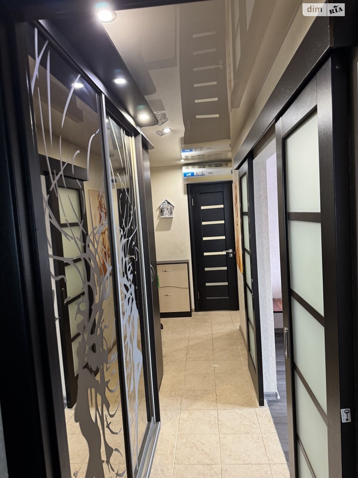 Продаж двокімнатної квартири в Дніпрі, на просп. Миру 81, район Лівобережний фото 1 Продаж двокімнатної квартири в Дніпрі, на просп. Миру 81, район Лівобережний фото 1