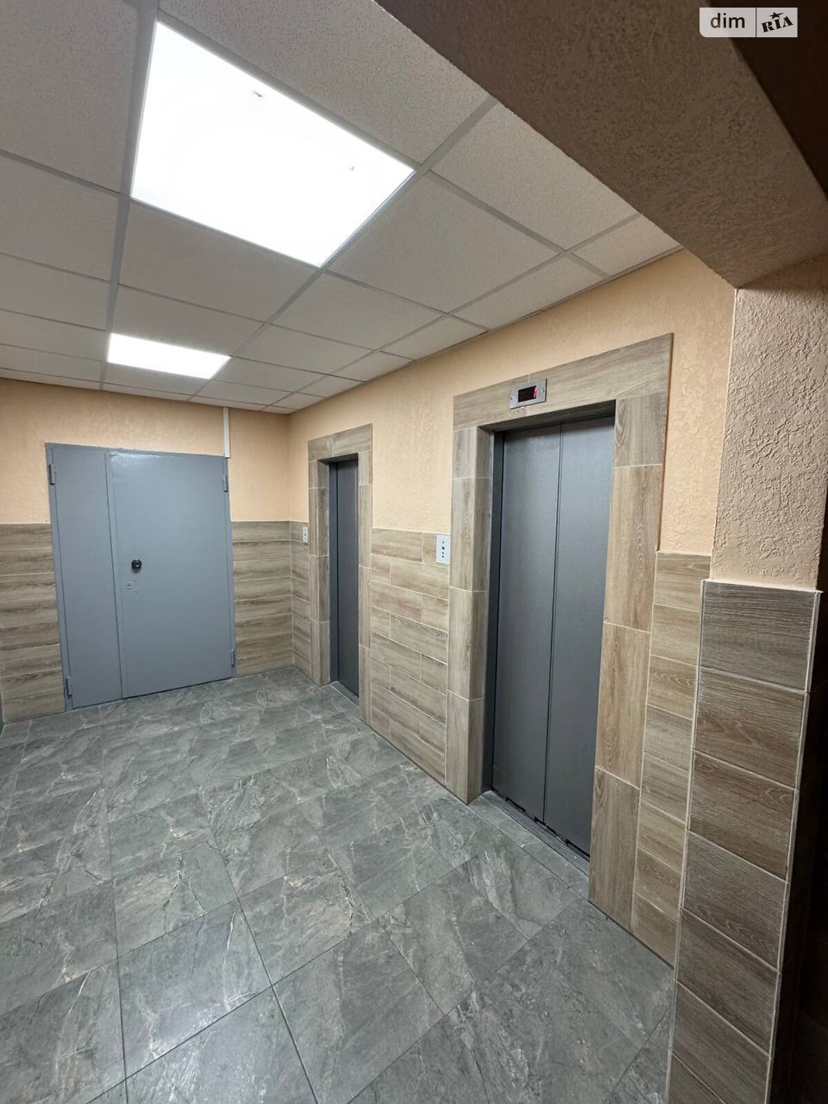 Продажа трехкомнатной квартиры в Днепре, на просп. Мира 2А, район Левобережный фото 1 Продажа трехкомнатной квартиры в Днепре, на просп. Мира 2А, район Левобережный фото 1