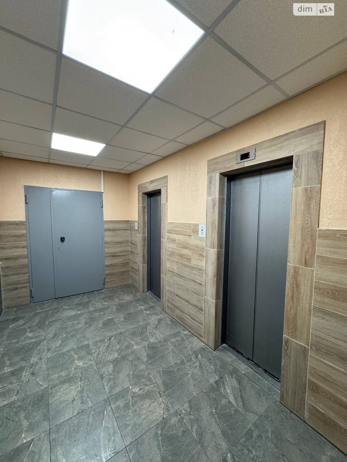 Продажа трехкомнатной квартиры в Днепре, на просп. Мира 2А, район Левобережный фото 1 Продажа трехкомнатной квартиры в Днепре, на просп. Мира 2А, район Левобережный фото 1