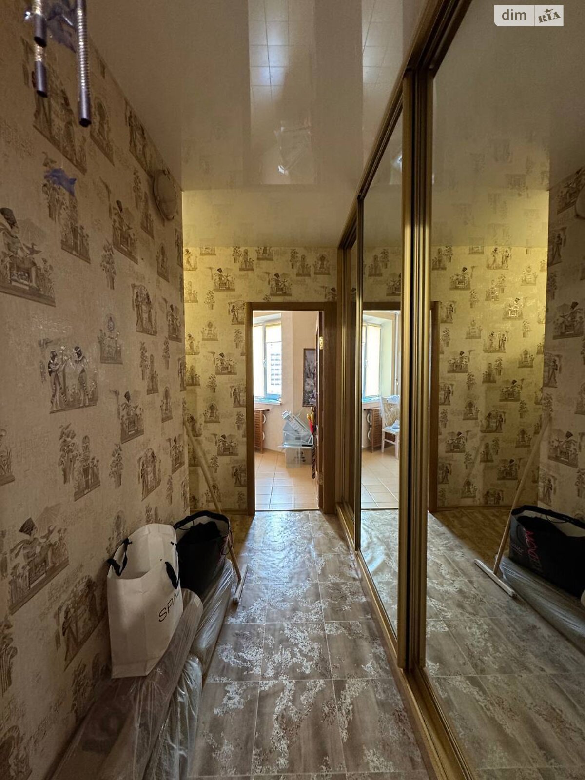 Продажа трехкомнатной квартиры в Днепре, на просп. Мира 2А, район Левобережный фото 1 Продажа трехкомнатной квартиры в Днепре, на просп. Мира 2А, район Левобережный фото 1