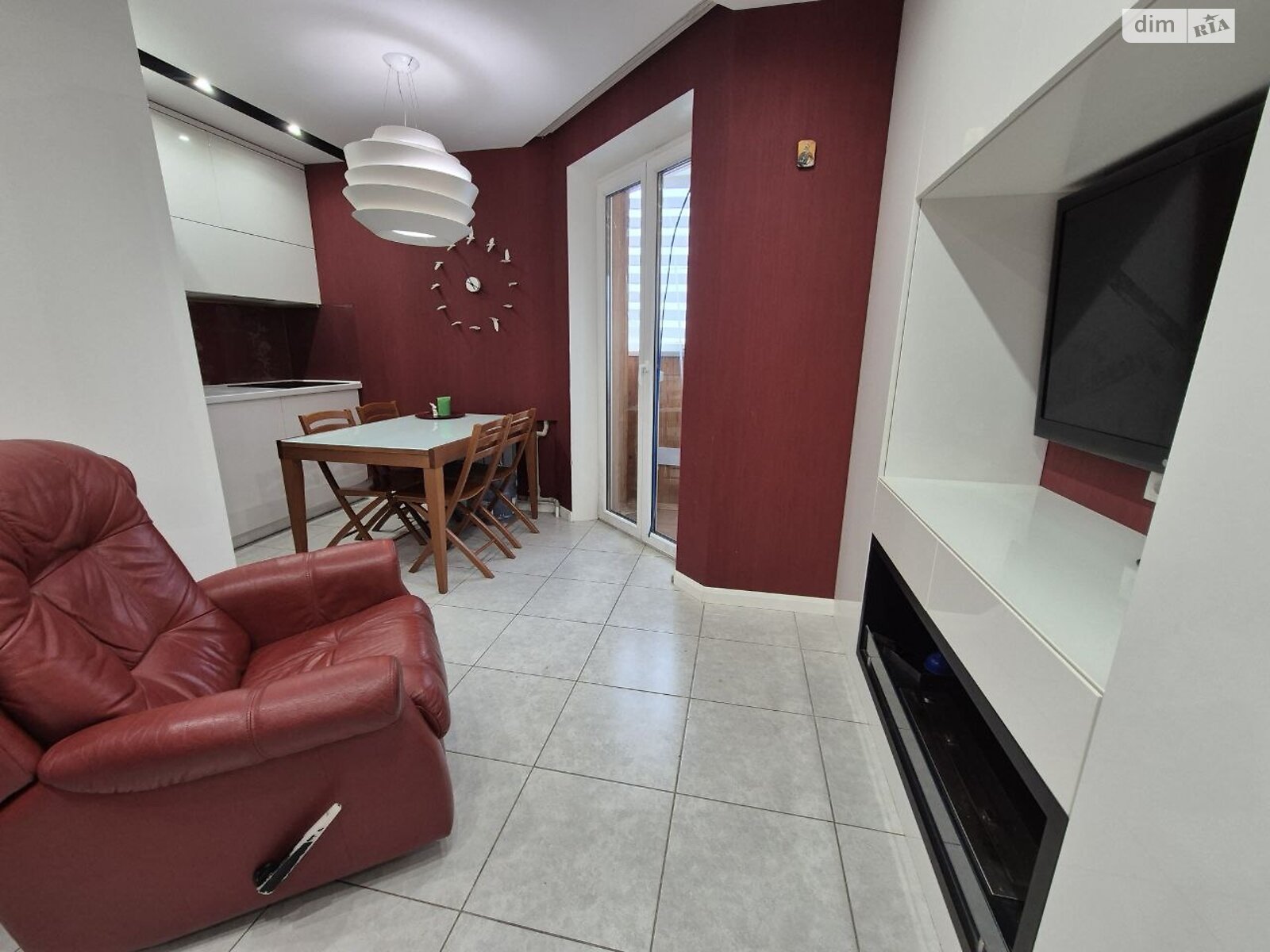 Продажа двухкомнатной квартиры в Днепре, на просп. Мира, район Левобережный фото 1 Продажа двухкомнатной квартиры в Днепре, на просп. Мира, район Левобережный фото 1