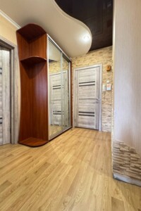 Продажа двухкомнатной квартиры в Днепре, на просп. Мира 75, район Левобережный фото 2