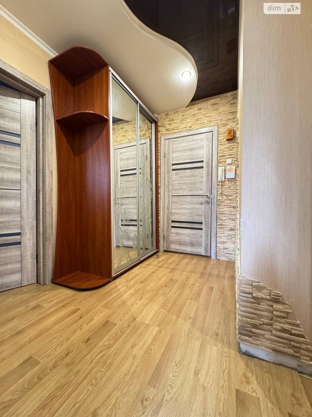 Продажа двухкомнатной квартиры в Днепре, на просп. Мира 75, район Левобережный фото 1