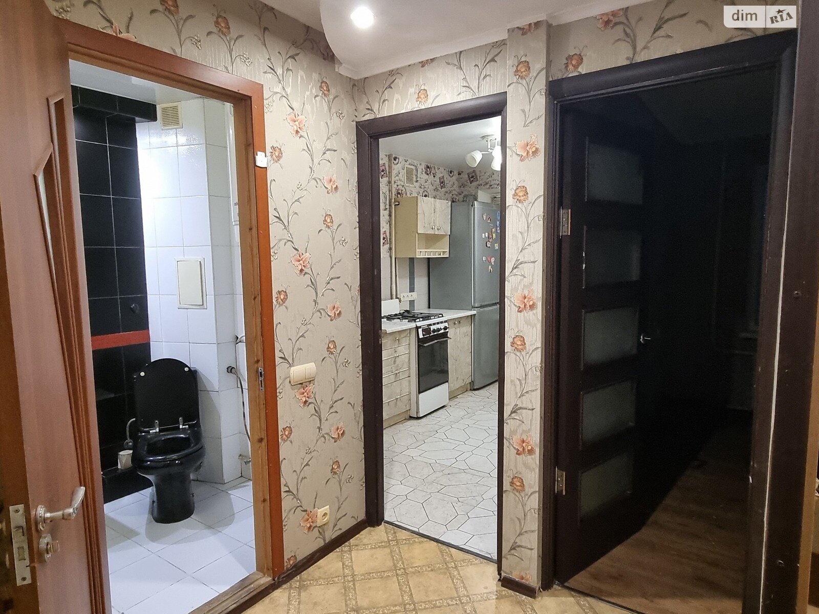 Продажа двухкомнатной квартиры в Днепре, на просп. Мира 18, район Левобережный фото 1 Продажа двухкомнатной квартиры в Днепре, на просп. Мира 18, район Левобережный фото 1