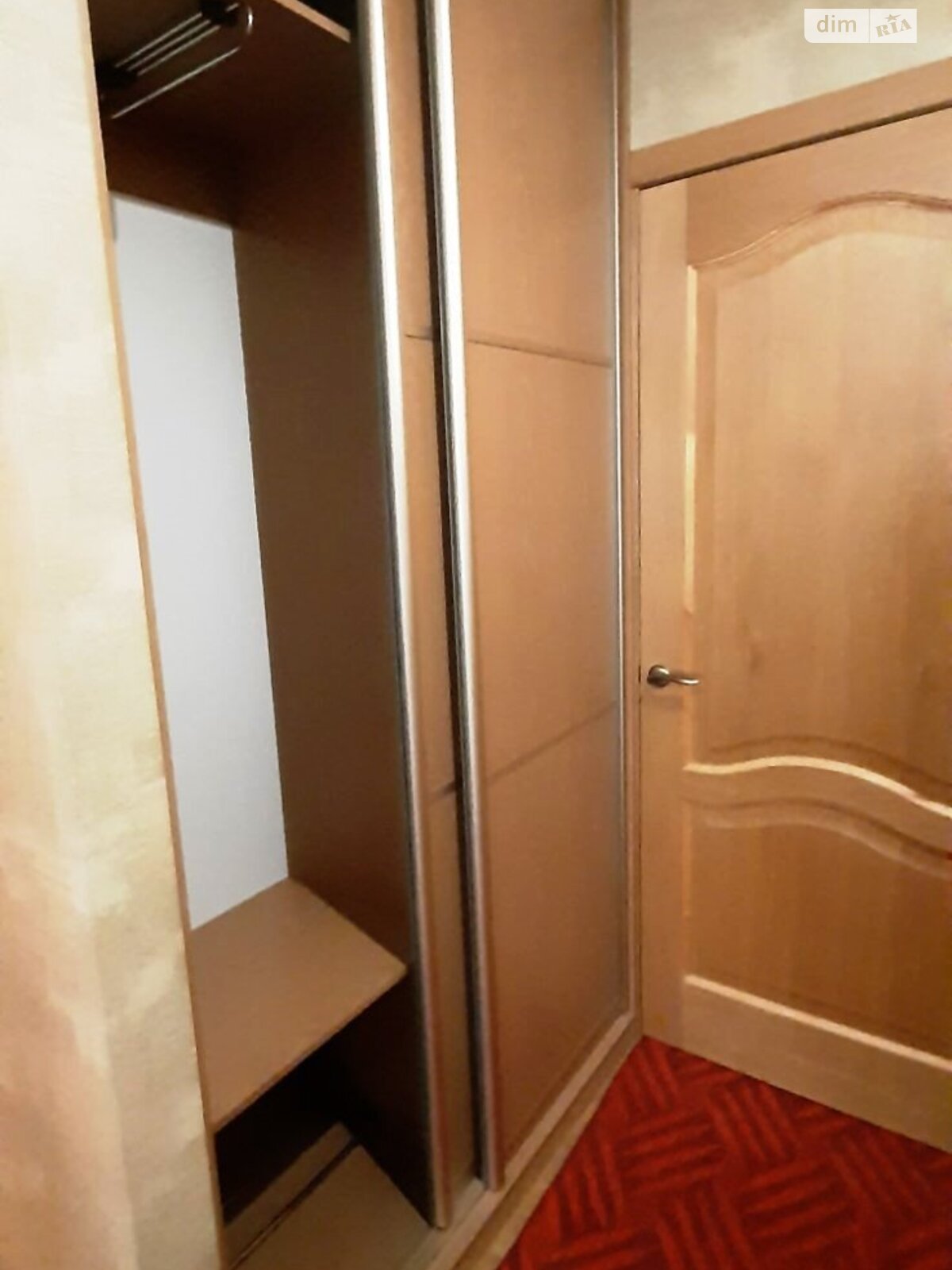 Продажа трехкомнатной квартиры в Днепре, на просп. Мира, район Левобережный фото 1 Продажа трехкомнатной квартиры в Днепре, на просп. Мира, район Левобережный фото 1