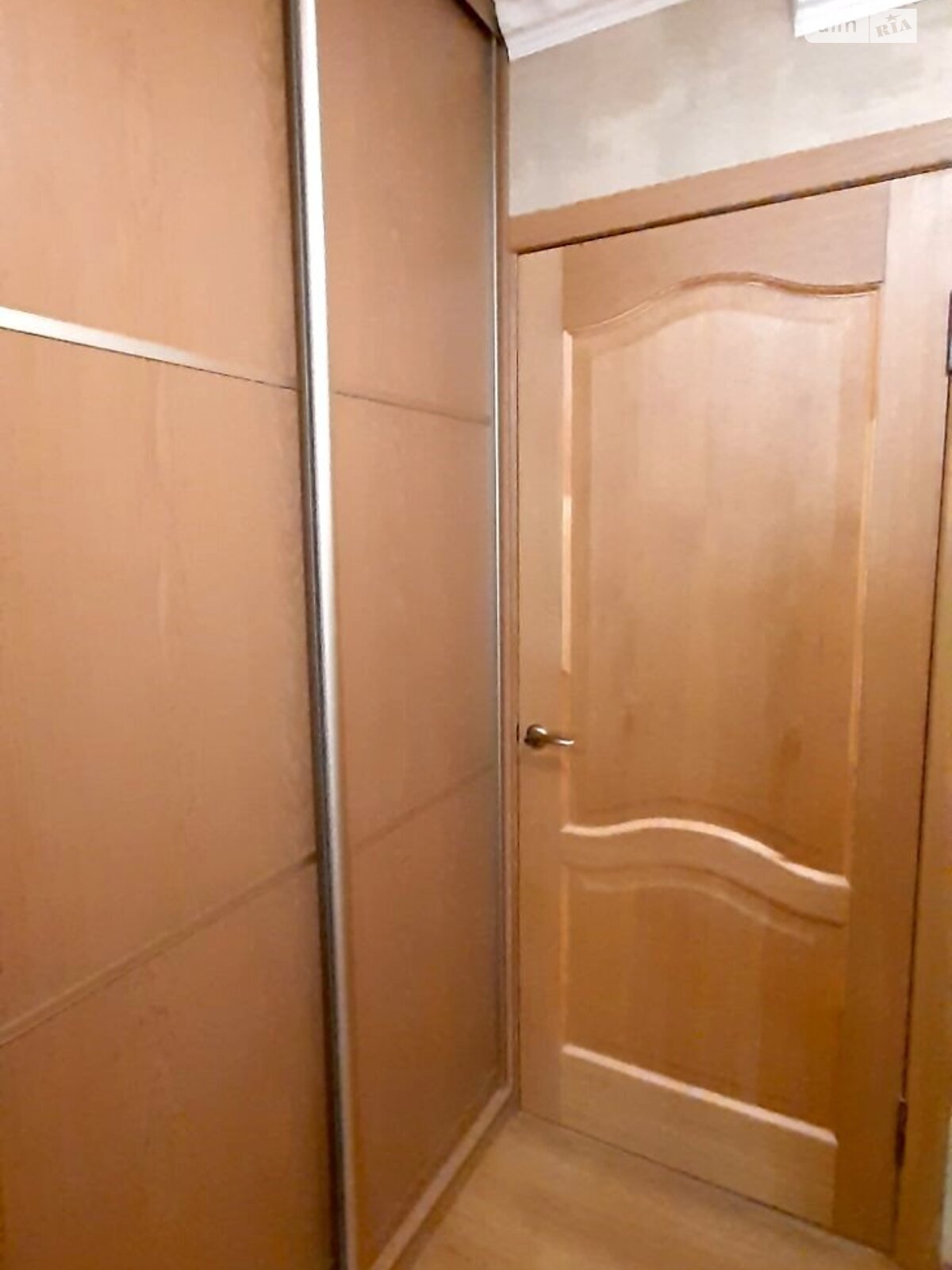 Продажа трехкомнатной квартиры в Днепре, на просп. Мира, район Левобережный фото 1 Продажа трехкомнатной квартиры в Днепре, на просп. Мира, район Левобережный фото 1