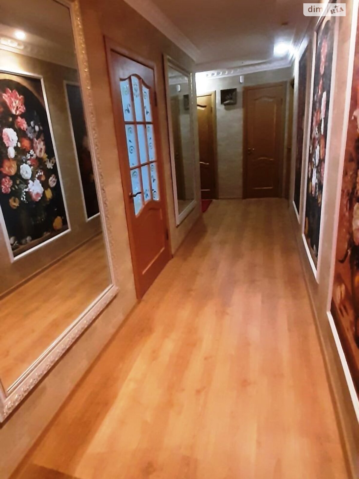 Продажа трехкомнатной квартиры в Днепре, на просп. Мира, район Левобережный фото 1 Продажа трехкомнатной квартиры в Днепре, на просп. Мира, район Левобережный фото 1