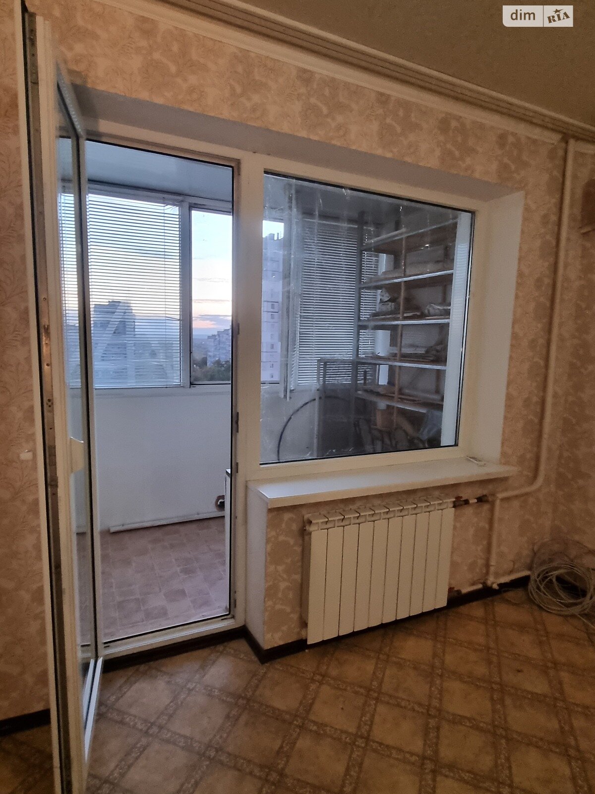 Продажа двухкомнатной квартиры в Днепре, на просп. Мира 18, район Левобережный фото 1 Продажа двухкомнатной квартиры в Днепре, на просп. Мира 18, район Левобережный фото 1