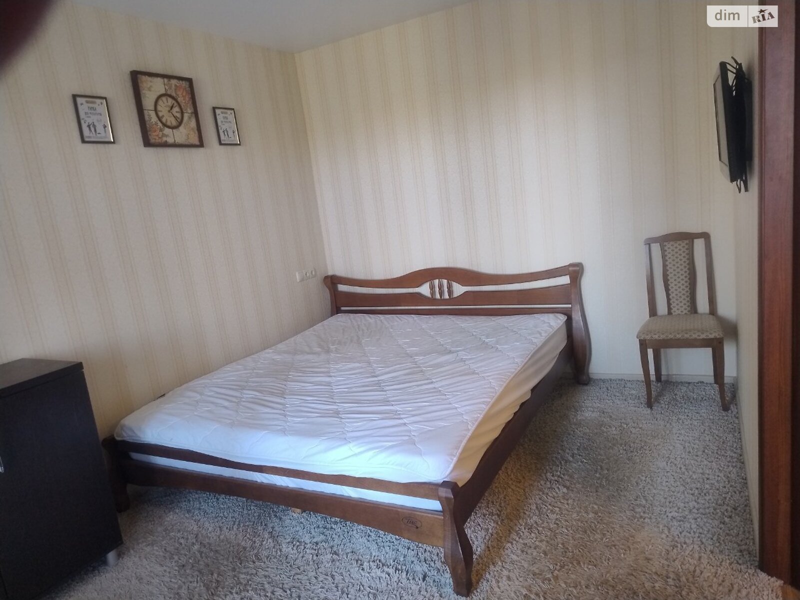 Продаж трикімнатної квартири в Дніпрі, на пров. Софії Крушельницької 5, район Лівобережний фото 1 Продаж трикімнатної квартири в Дніпрі, на пров. Софії Крушельницької 5, район Лівобережний фото 1