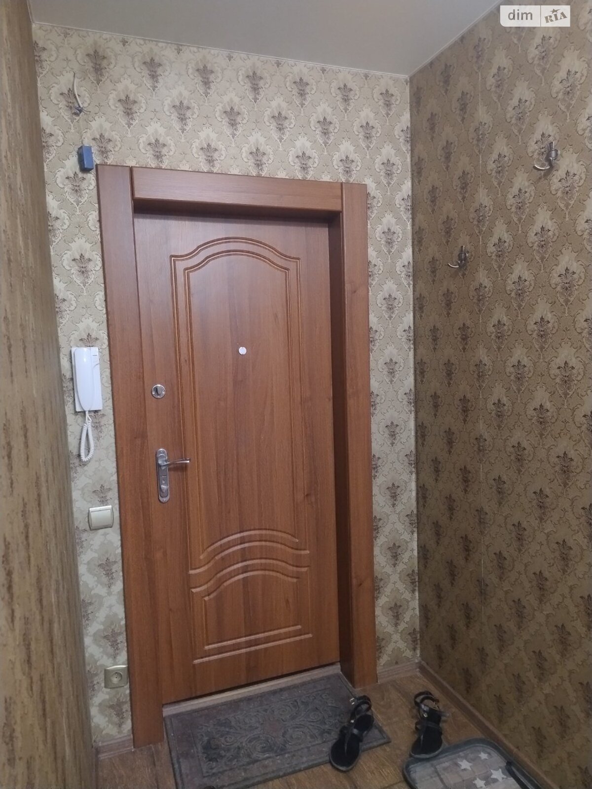 Продаж трикімнатної квартири в Дніпрі, на пров. Софії Крушельницької 5, район Лівобережний фото 1 Продаж трикімнатної квартири в Дніпрі, на пров. Софії Крушельницької 5, район Лівобережний фото 1