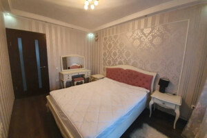 Продаж трикімнатної квартири в Дніпрі, на пров. Софії Крушельницької, район Лівобережний фото 2