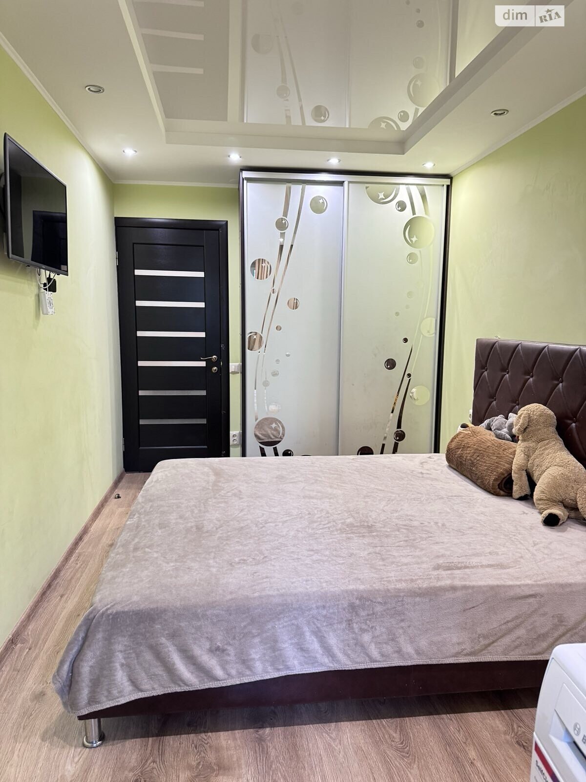 Продажа трехкомнатной квартиры в Днепре, на ул. Терещенковская 2, район Левобережный фото 1