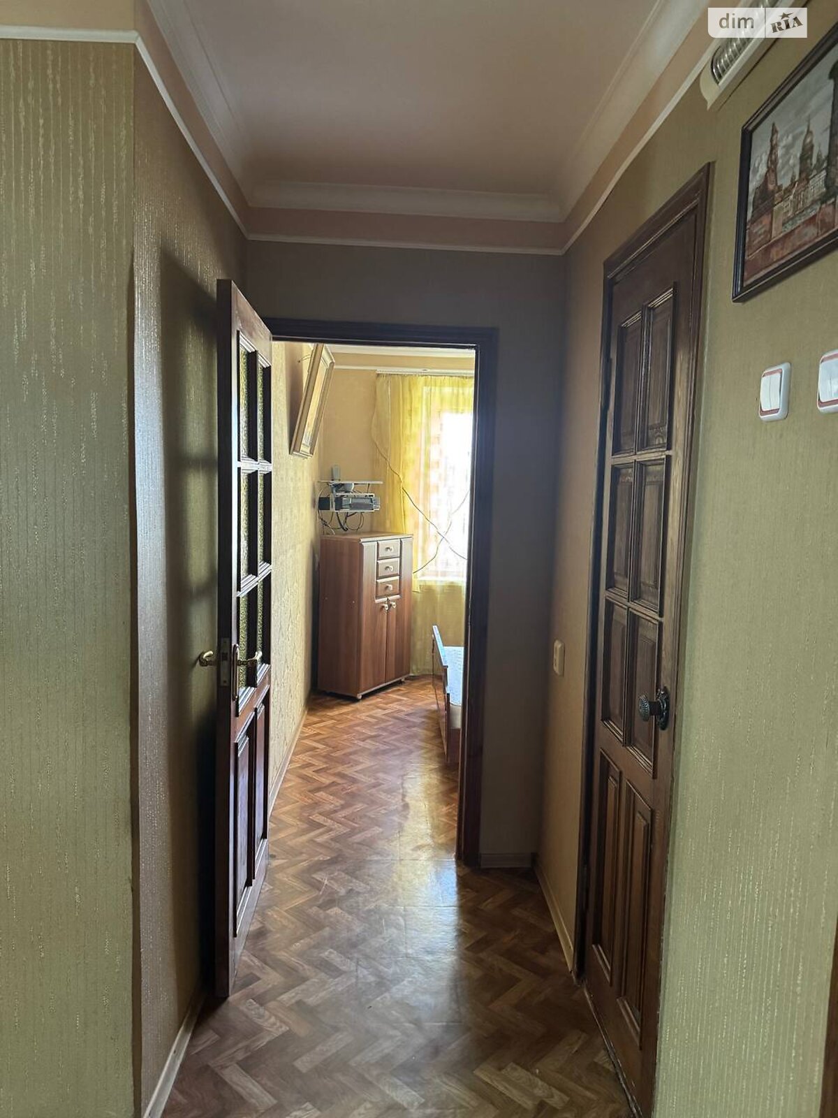 Продажа трехкомнатной квартиры в Днепре, на ул. Терещенковская 4, район Левобережный фото 1