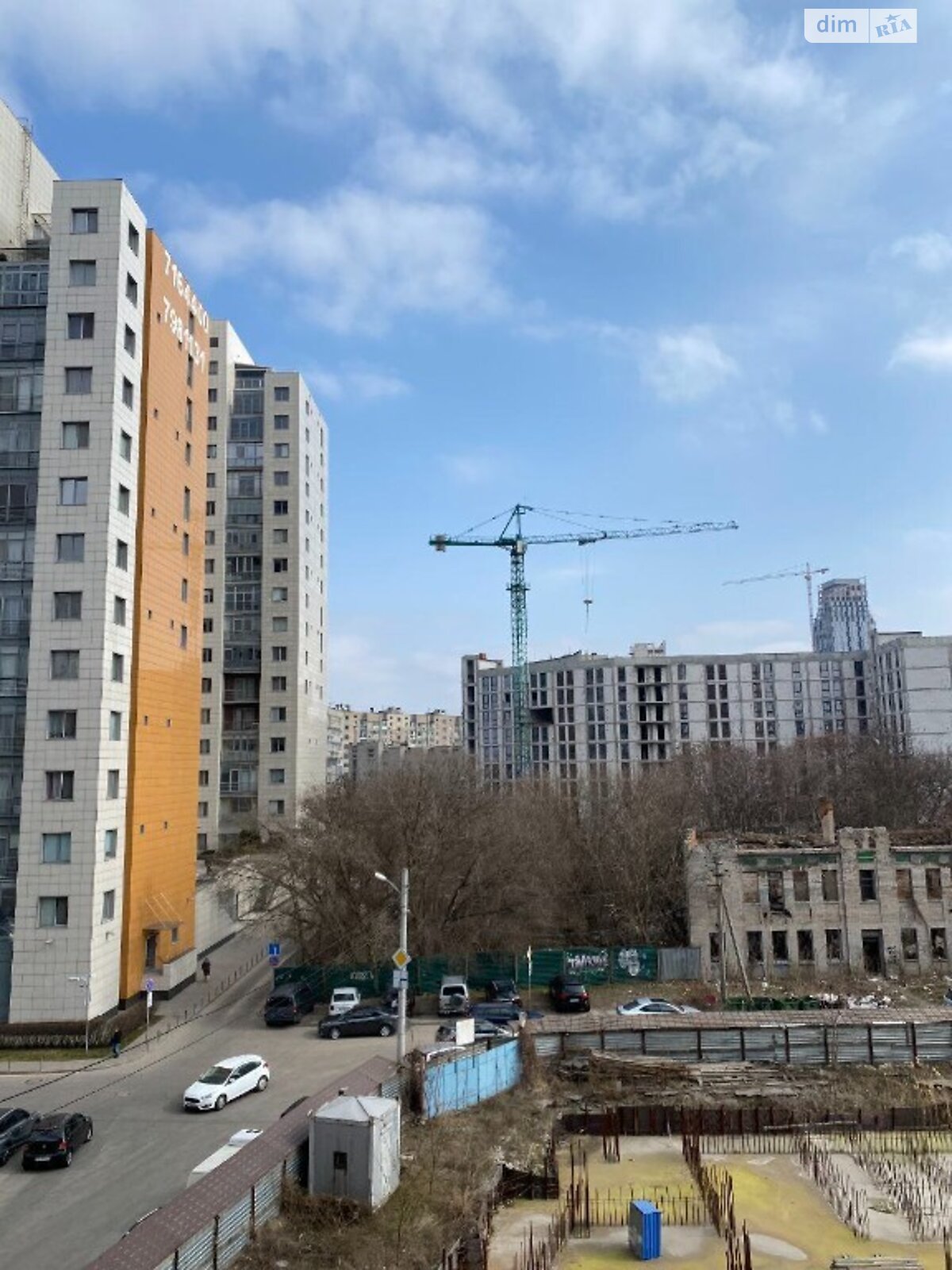 Продажа однокомнатной квартиры в Днепре, на ул. Ломаная 18, фото 1