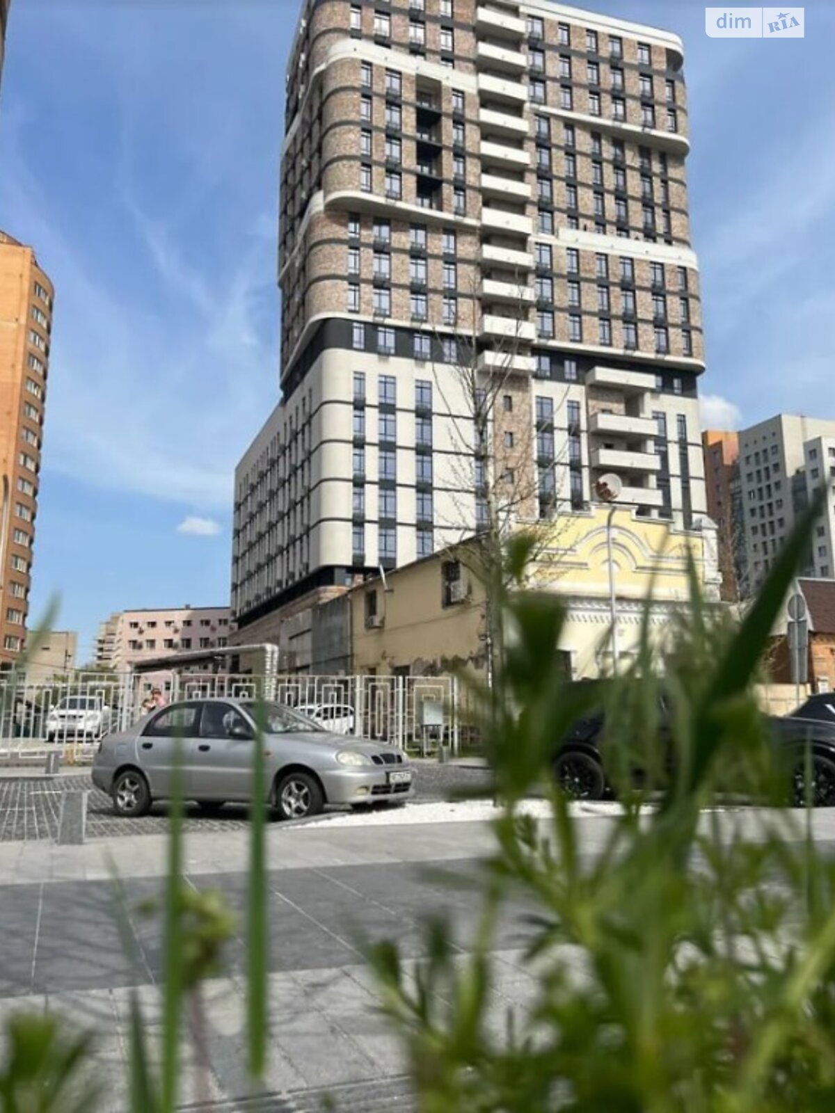 Продаж трикімнатної квартири в Дніпрі, на вул. Ламана 18, фото 1 Продаж трикімнатної квартири в Дніпрі, на вул. Ламана 18, фото 1