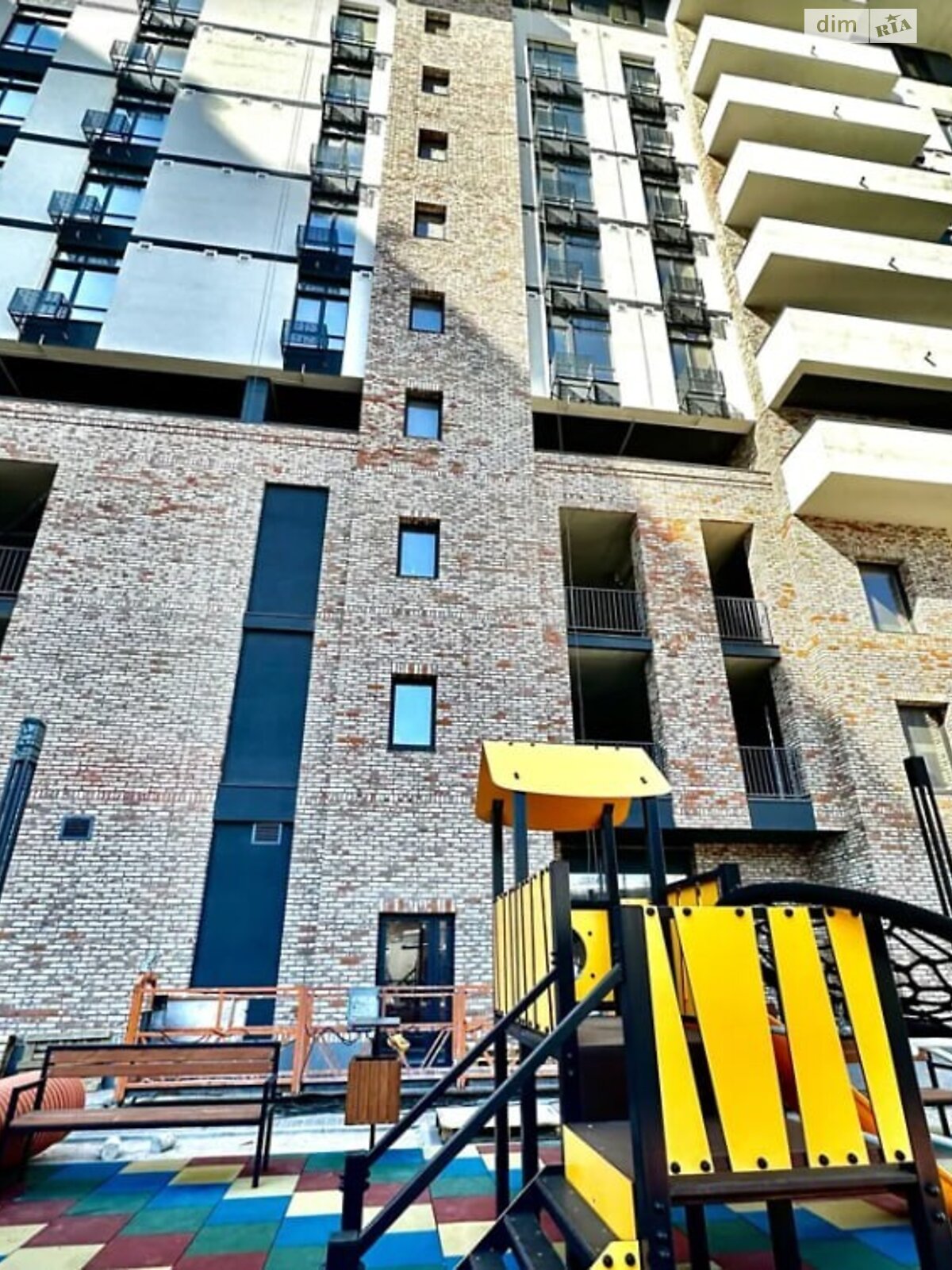 Продаж трикімнатної квартири в Дніпрі, на вул. Ламана 18, фото 1 Продаж трикімнатної квартири в Дніпрі, на вул. Ламана 18, фото 1