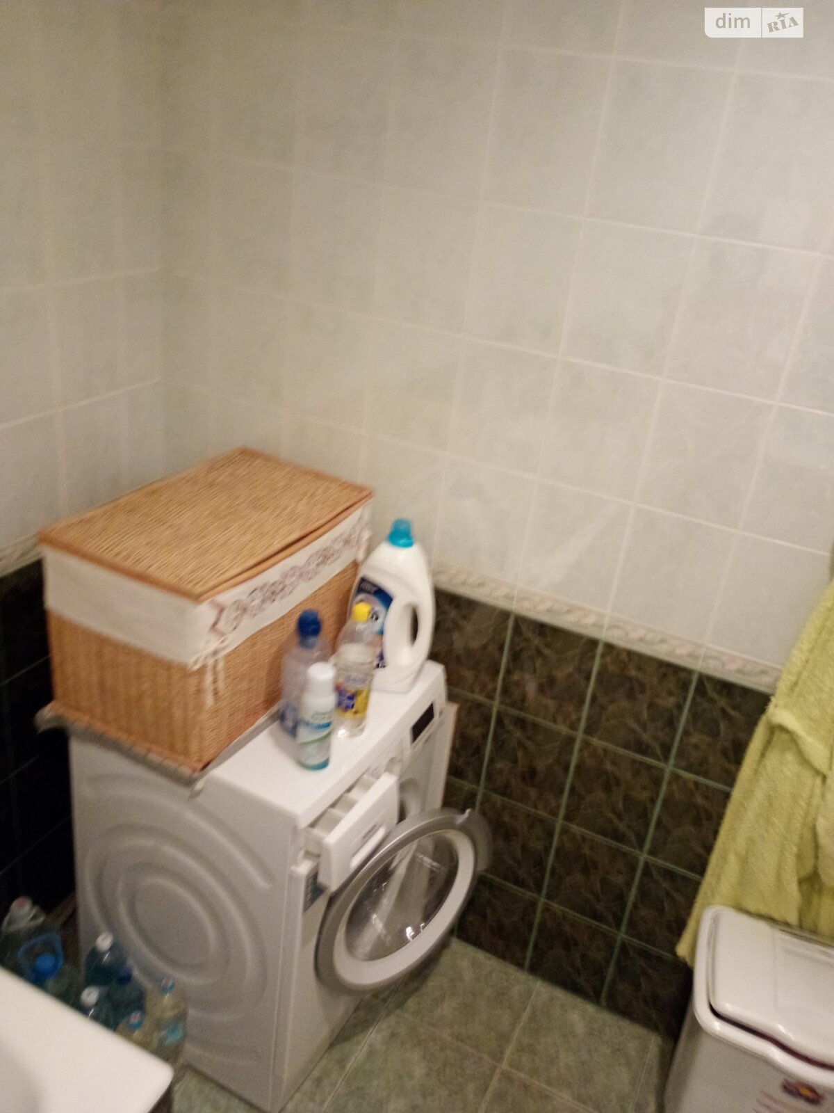 Продажа трехкомнатной квартиры в Днепре, на ул. Степана Рудницкого 11, район Ломовский фото 1