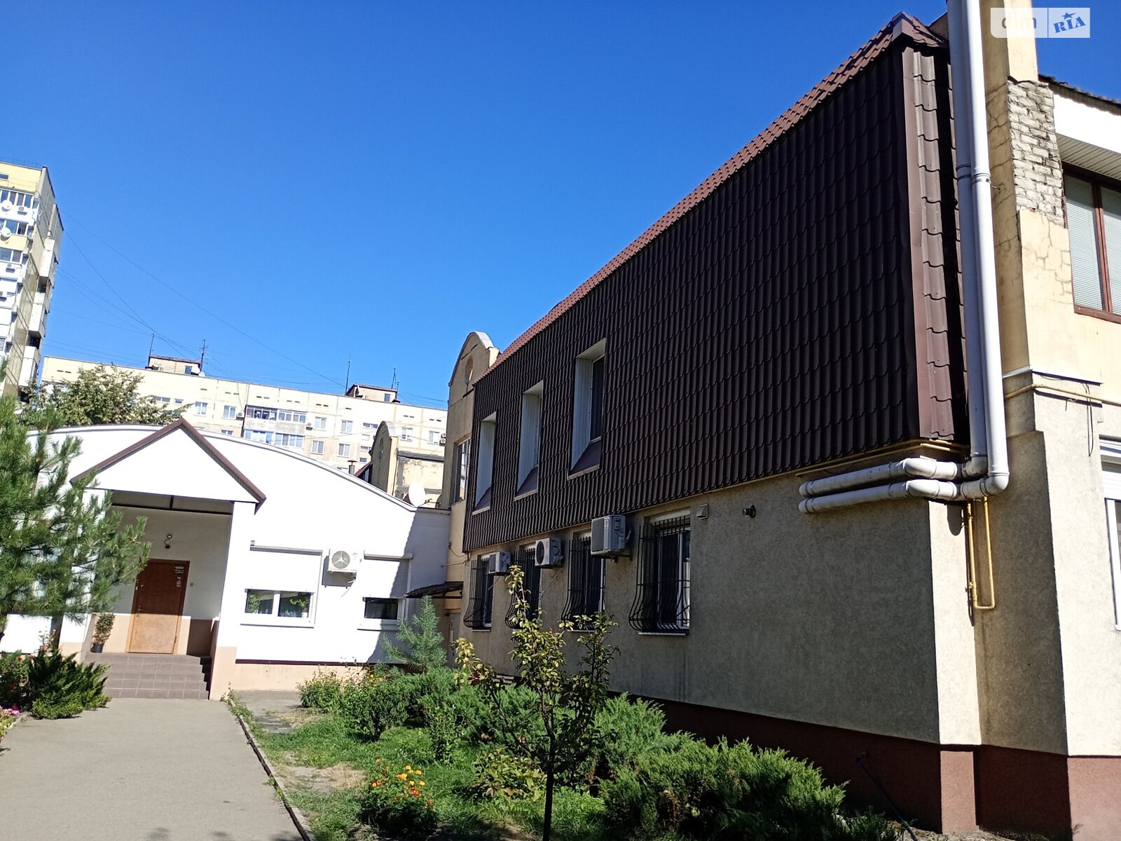 Продажа трехкомнатной квартиры в Днепре, на ул. Степана Рудницкого 11, район Ломовский фото 1