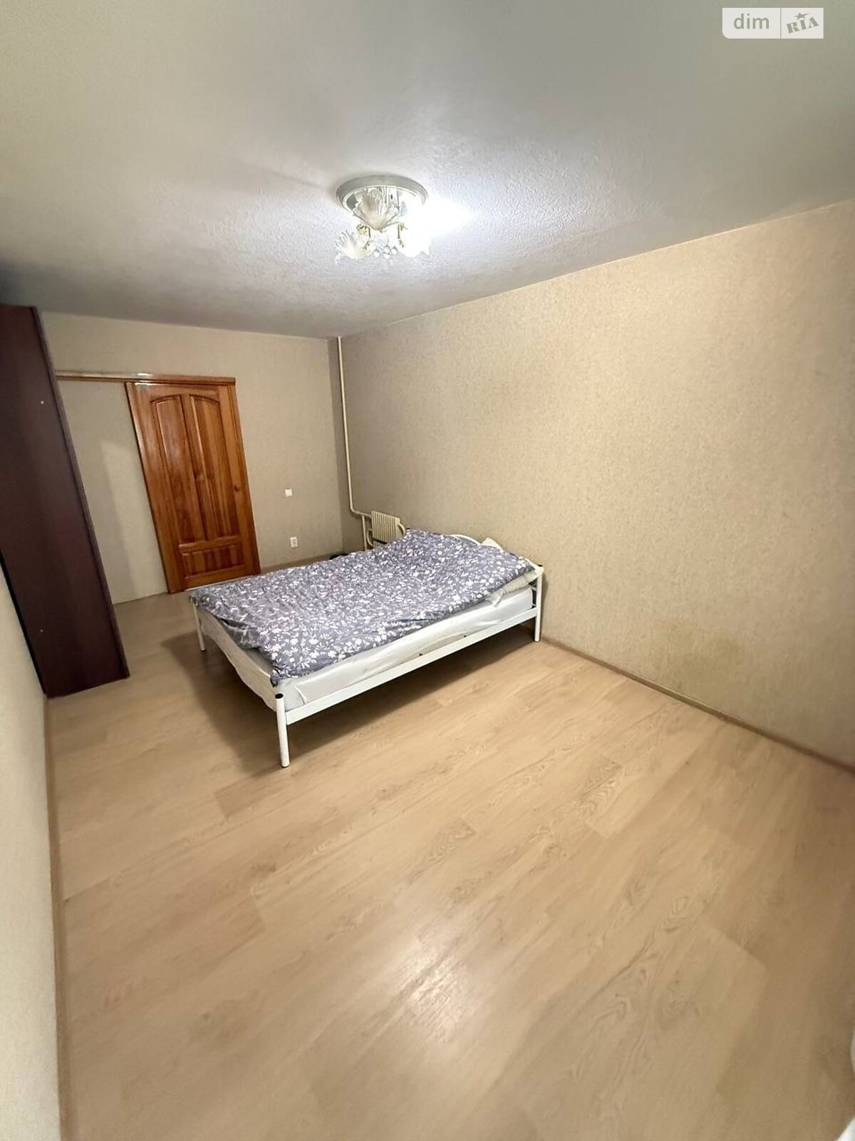 Продажа трехкомнатной квартиры в Днепре, на ул. Степана Рудницкого 15, район Ломовский фото 1 Продажа трехкомнатной квартиры в Днепре, на ул. Степана Рудницкого 15, район Ломовский фото 1