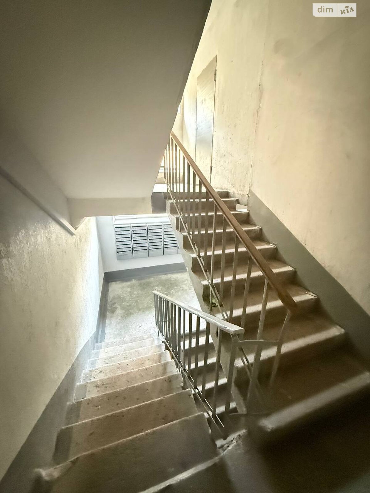 Продажа трехкомнатной квартиры в Днепре, на ул. Степана Рудницкого 15, район Ломовский фото 1 Продажа трехкомнатной квартиры в Днепре, на ул. Степана Рудницкого 15, район Ломовский фото 1