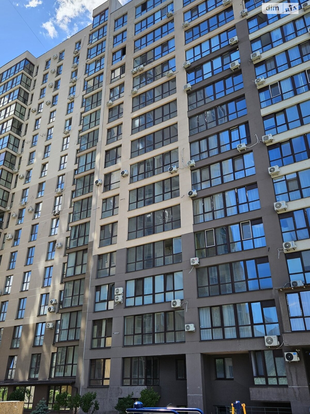 Продажа трехкомнатной квартиры в Днепре, на ул. Мандрыковская 51Л корпус 3, район Мандрыкивка фото 1 Продажа трехкомнатной квартиры в Днепре, на ул. Мандрыковская 51Л корпус 3, район Мандрыкивка фото 1
