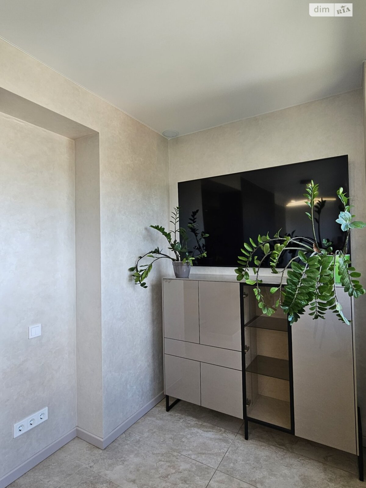 Продажа трехкомнатной квартиры в Днепре, на ул. Мандрыковская 51Л корпус 3, район Мандрыкивка фото 1 Продажа трехкомнатной квартиры в Днепре, на ул. Мандрыковская 51Л корпус 3, район Мандрыкивка фото 1
