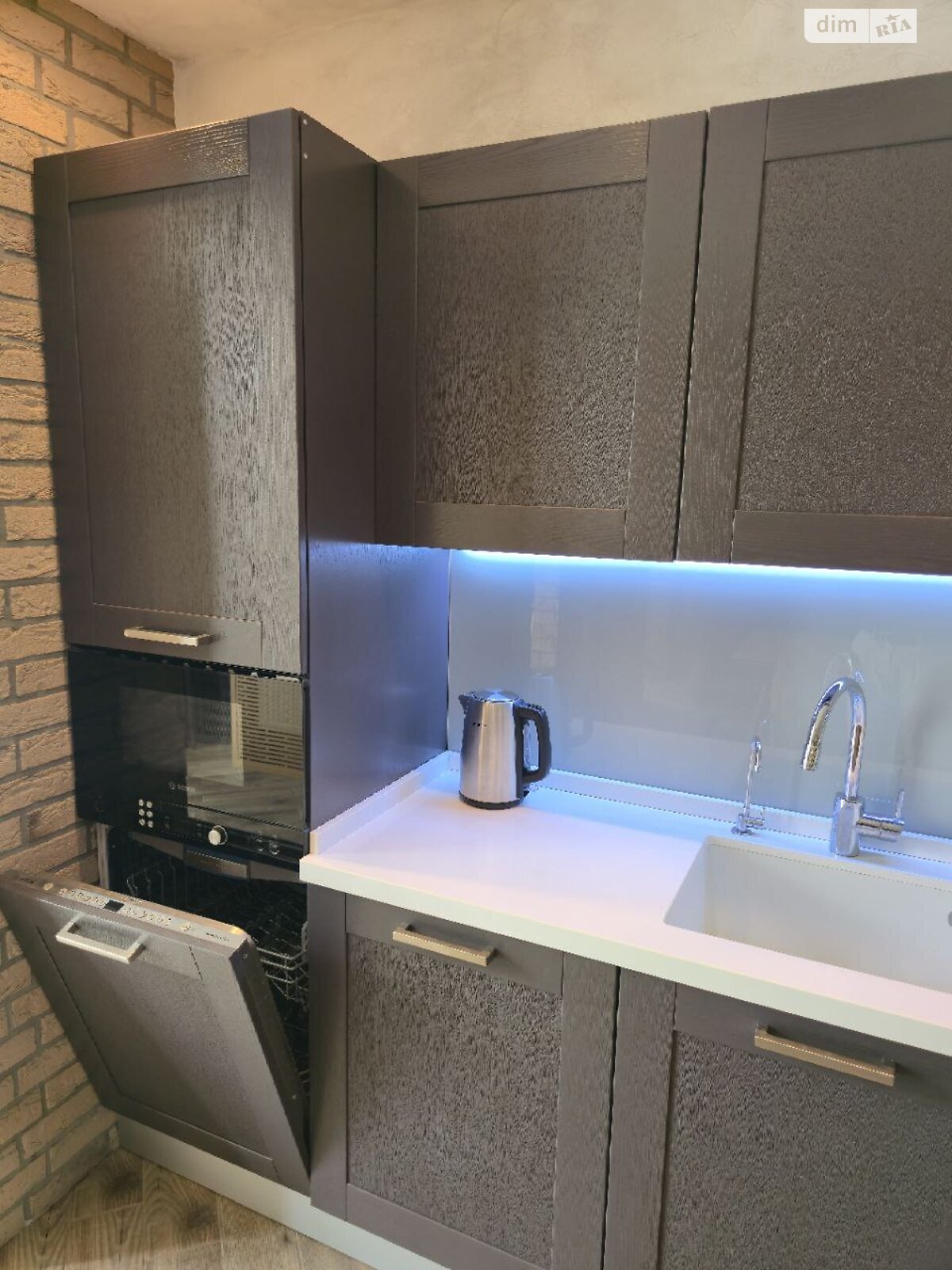 Продажа трехкомнатной квартиры в Днепре, на ул. Мандрыковская 51Л, район Мандрыкивка фото 1 Продажа трехкомнатной квартиры в Днепре, на ул. Мандрыковская 51Л, район Мандрыкивка фото 1