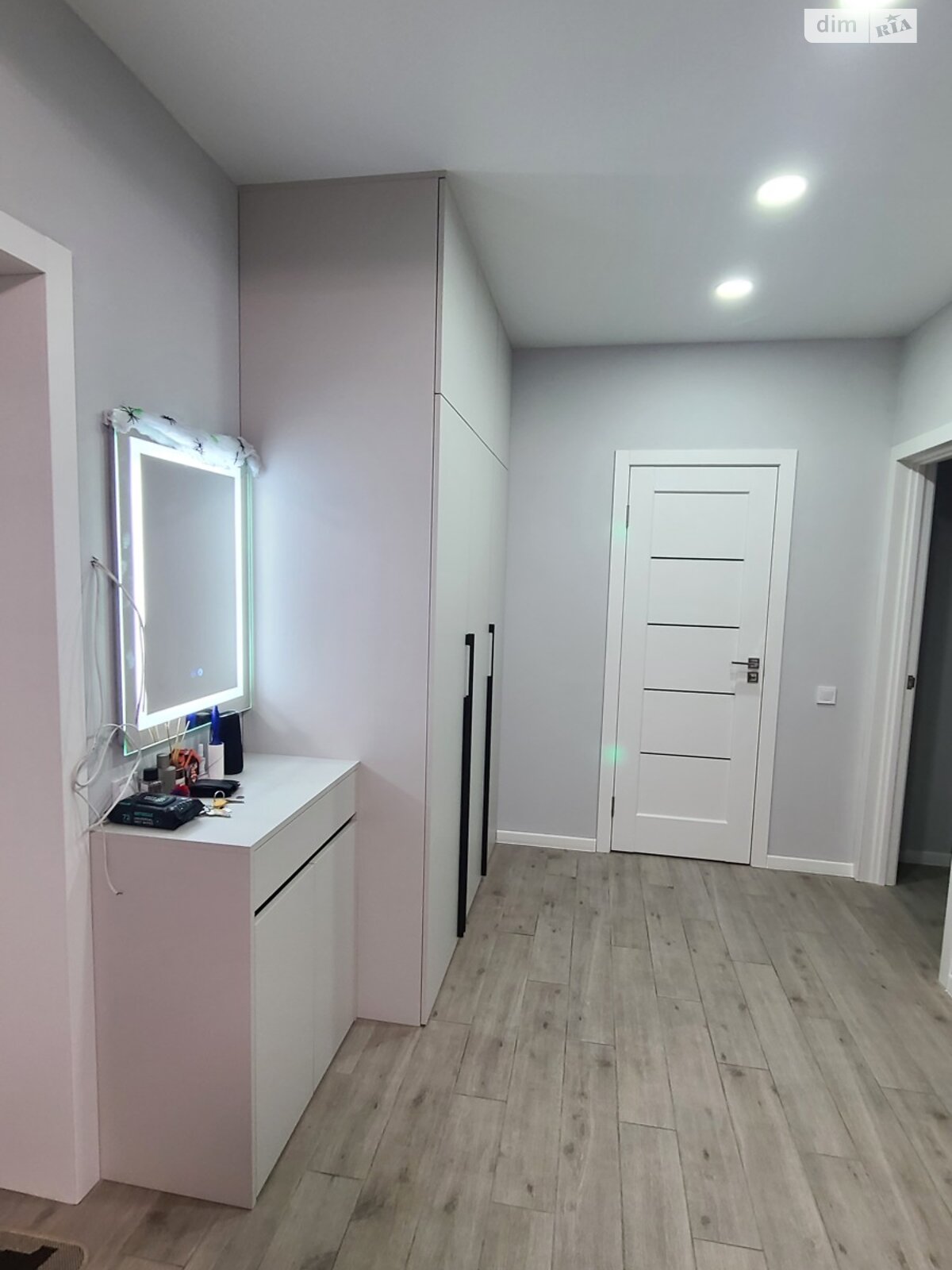 Продаж двокімнатної квартири в Дніпрі, на вул. Набережна Перемоги 42Ю, кв. 61, район Мандриківка фото 1 Продаж двокімнатної квартири в Дніпрі, на вул. Набережна Перемоги 42Ю, кв. 61, район Мандриківка фото 1