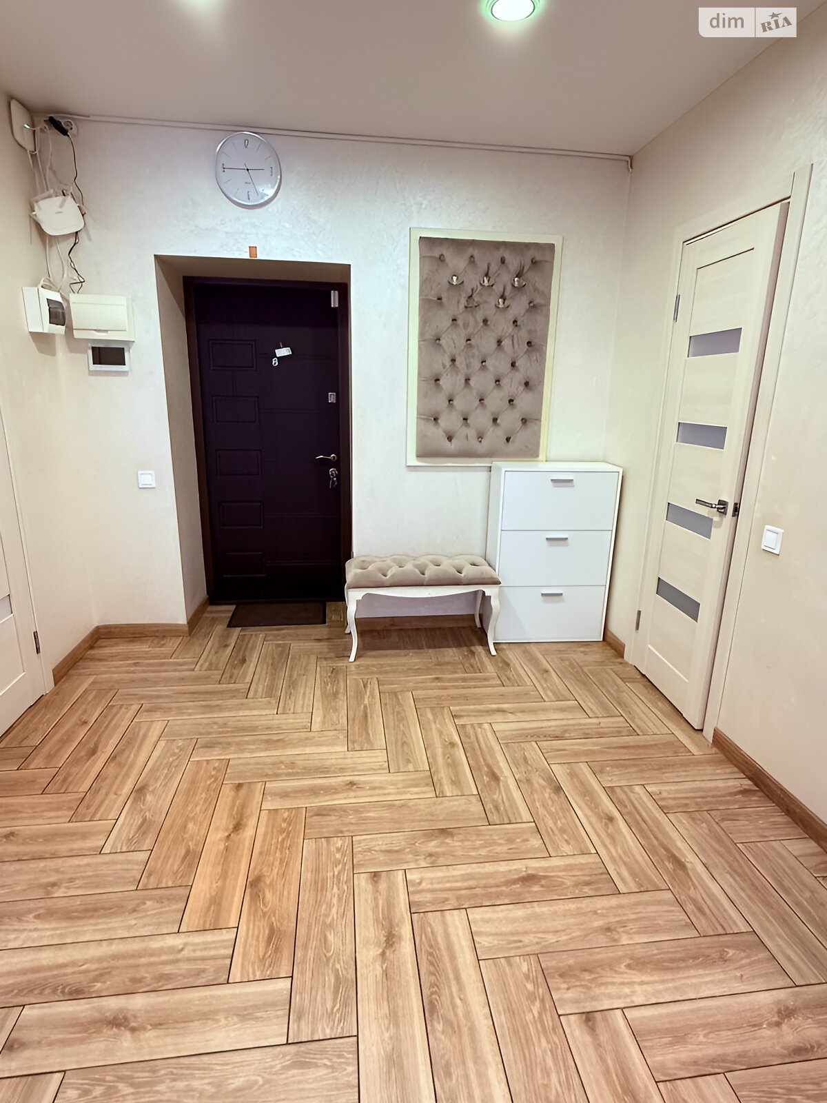 Продаж двокімнатної квартири в Дніпрі, на вул. Набережна Перемоги, район Мандриківка фото 1 Продаж двокімнатної квартири в Дніпрі, на вул. Набережна Перемоги, район Мандриківка фото 1