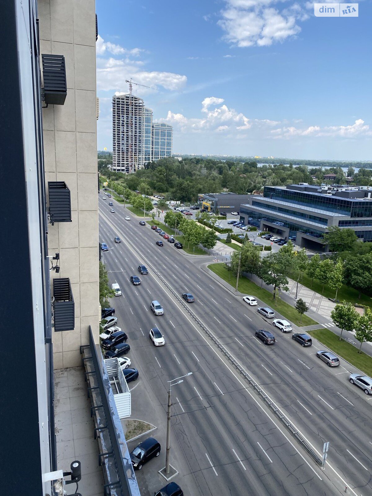 Продажа однокомнатной квартиры в Днепре, на ул. Набережная Победы, район Мандрыкивка фото 1 Продажа однокомнатной квартиры в Днепре, на ул. Набережная Победы, район Мандрыкивка фото 1