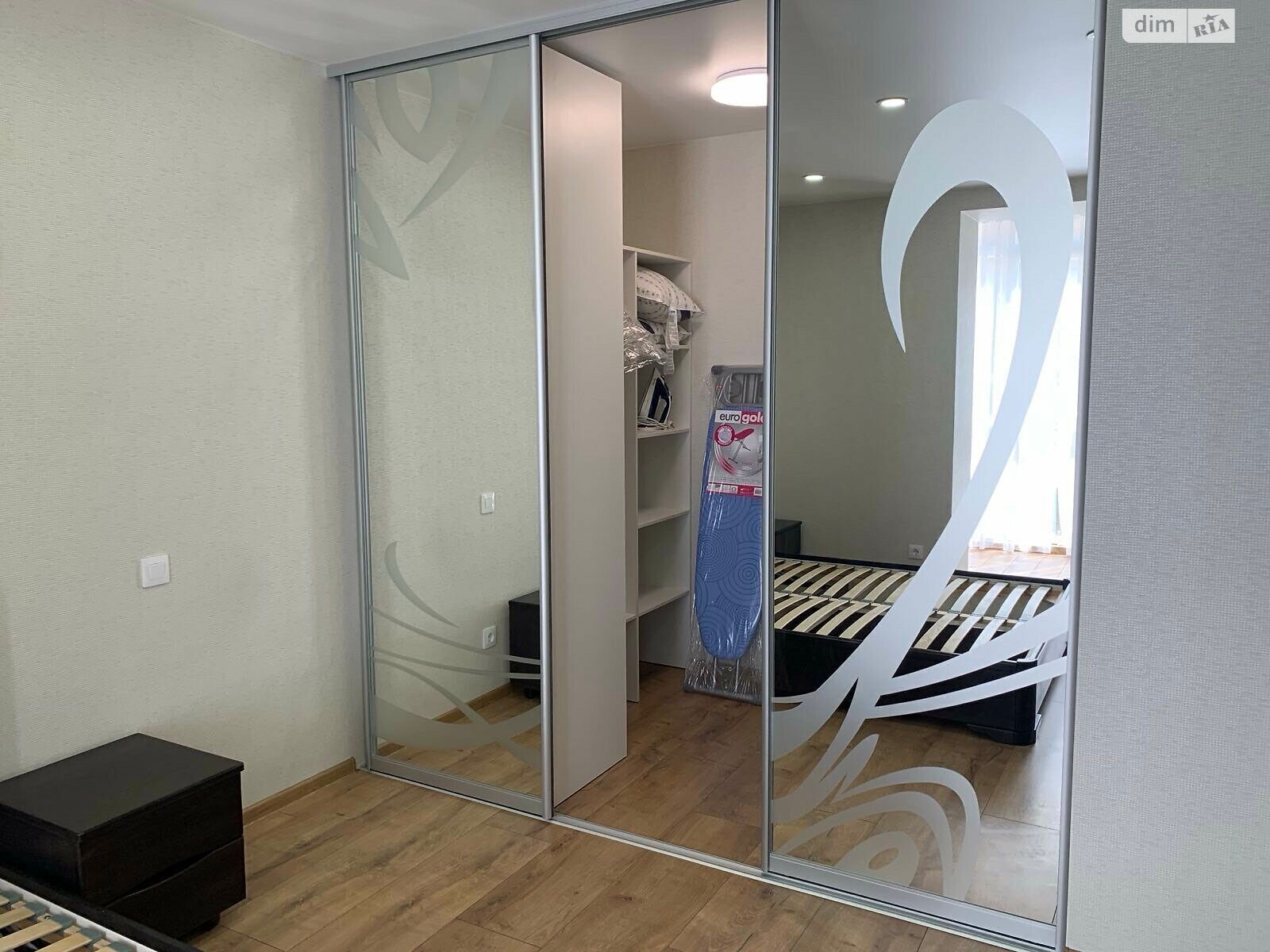 Продаж однокімнатної квартири в Дніпрі, на вул. Набережна Перемоги 44Н, район Мандриківка фото 1