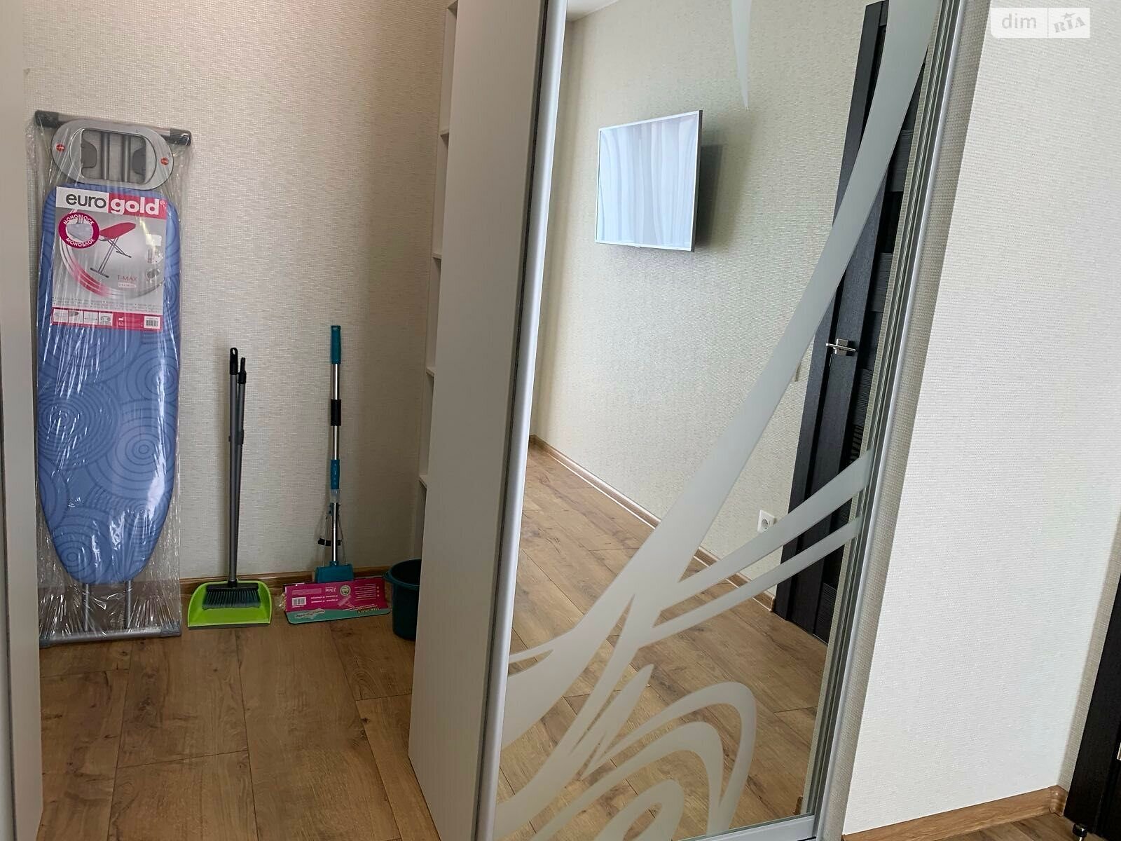 Продаж однокімнатної квартири в Дніпрі, на вул. Набережна Перемоги 44Н, район Мандриківка фото 1