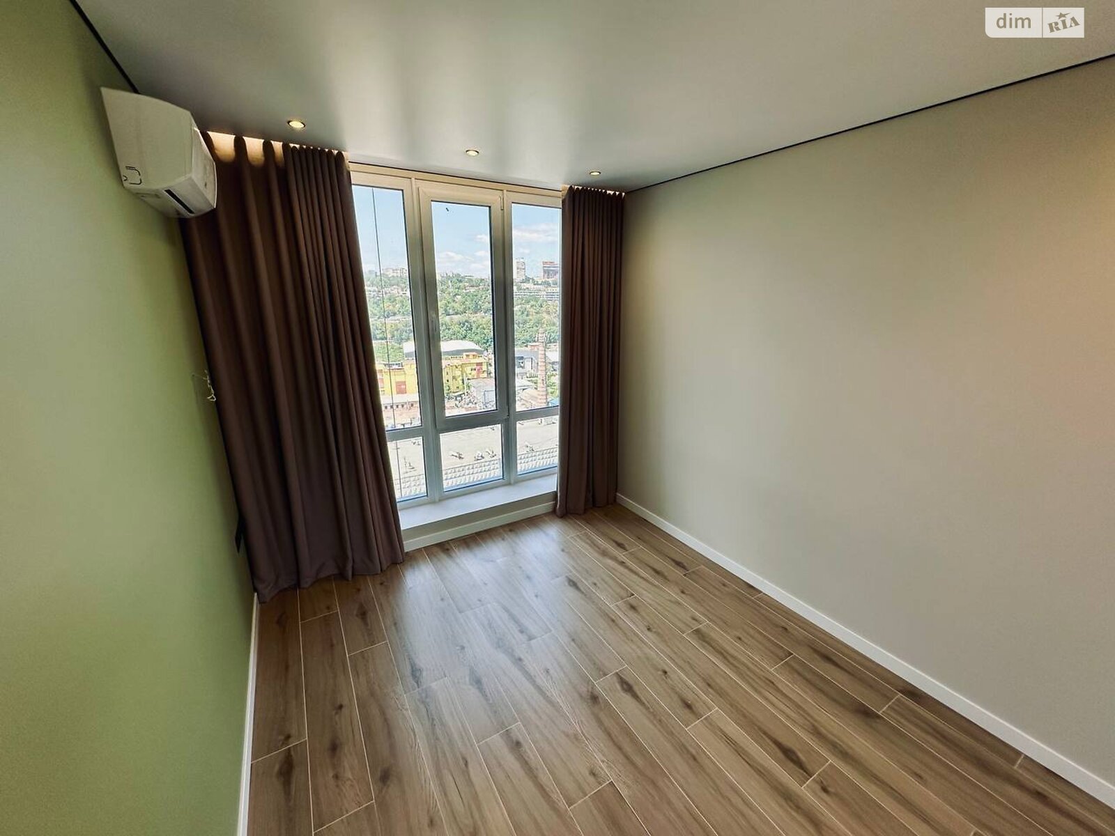 Продажа однокомнатной квартиры в Днепре, на ул. Набережная Победы 40Д, район Мандрыкивка фото 1