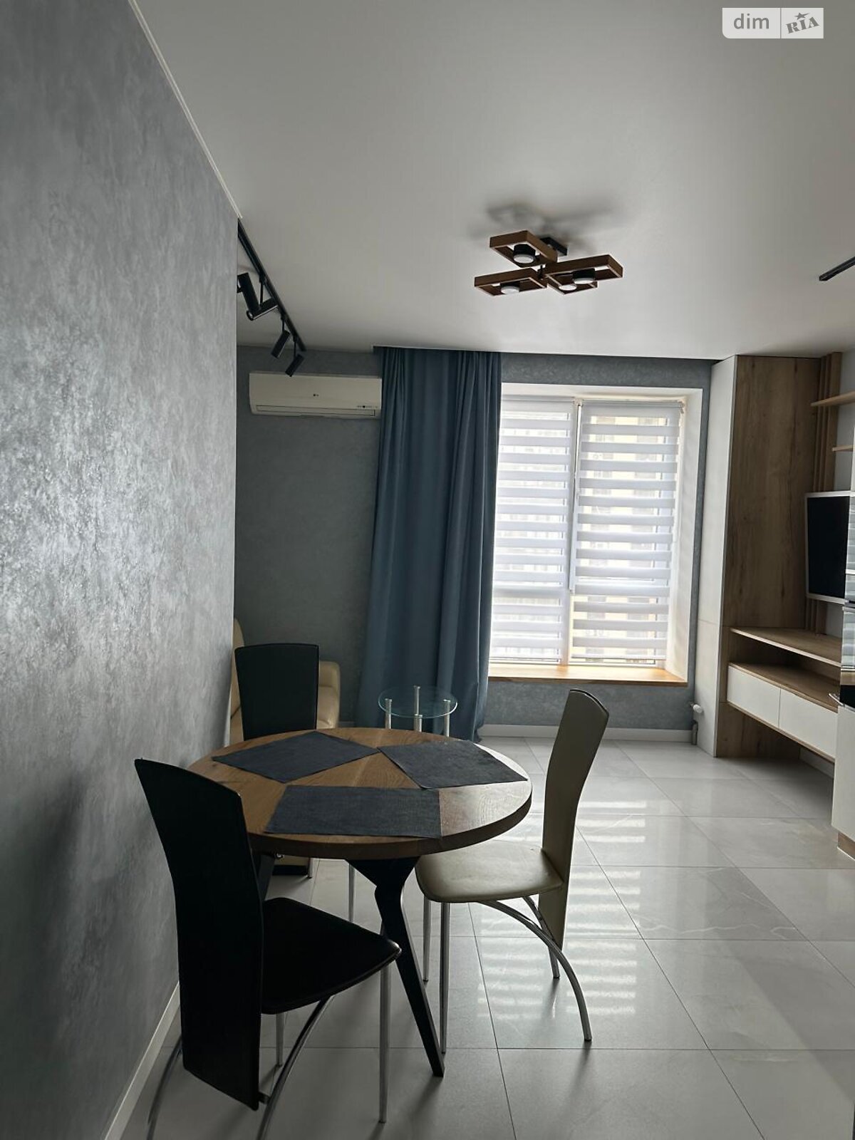 Продажа трехкомнатной квартиры в Днепре, на ул. Набережная Победы 42Ш, район Мандрыкивка фото 1 Продажа трехкомнатной квартиры в Днепре, на ул. Набережная Победы 42Ш, район Мандрыкивка фото 1