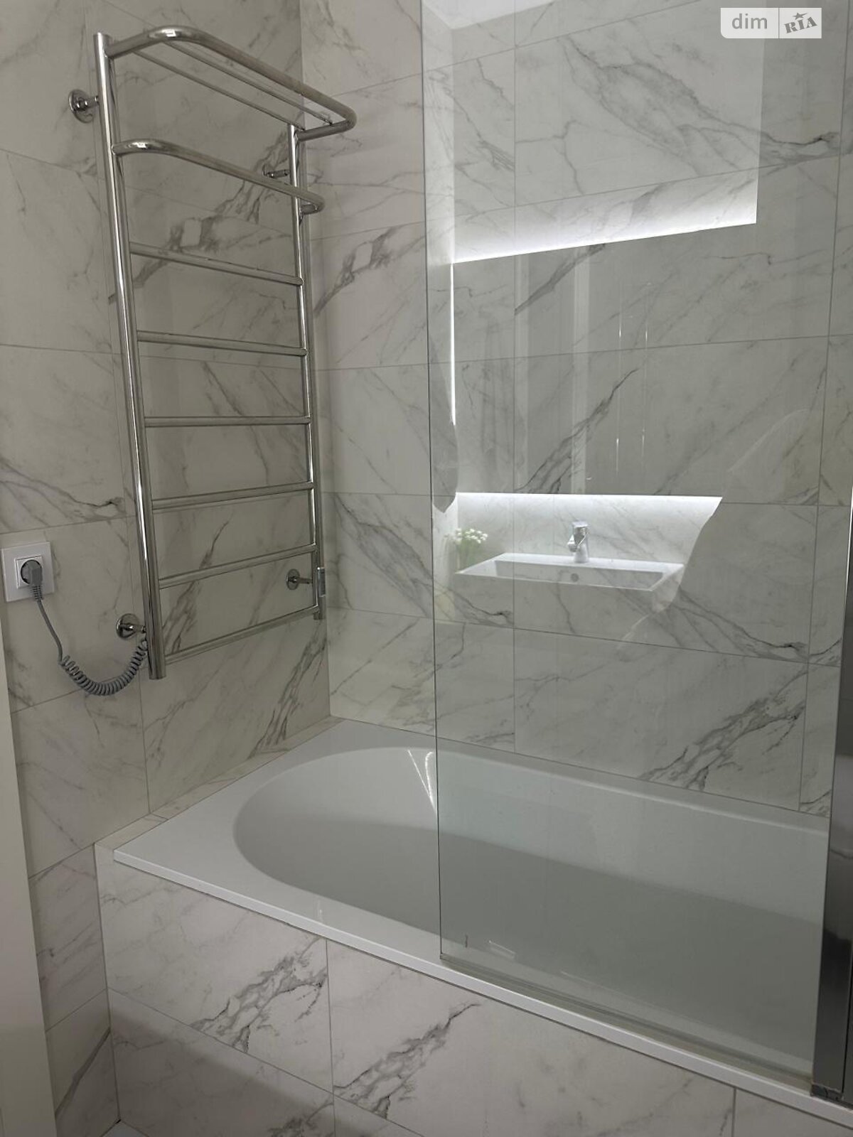 Продажа трехкомнатной квартиры в Днепре, на ул. Набережная Победы 42Ш, район Мандрыкивка фото 1 Продажа трехкомнатной квартиры в Днепре, на ул. Набережная Победы 42Ш, район Мандрыкивка фото 1