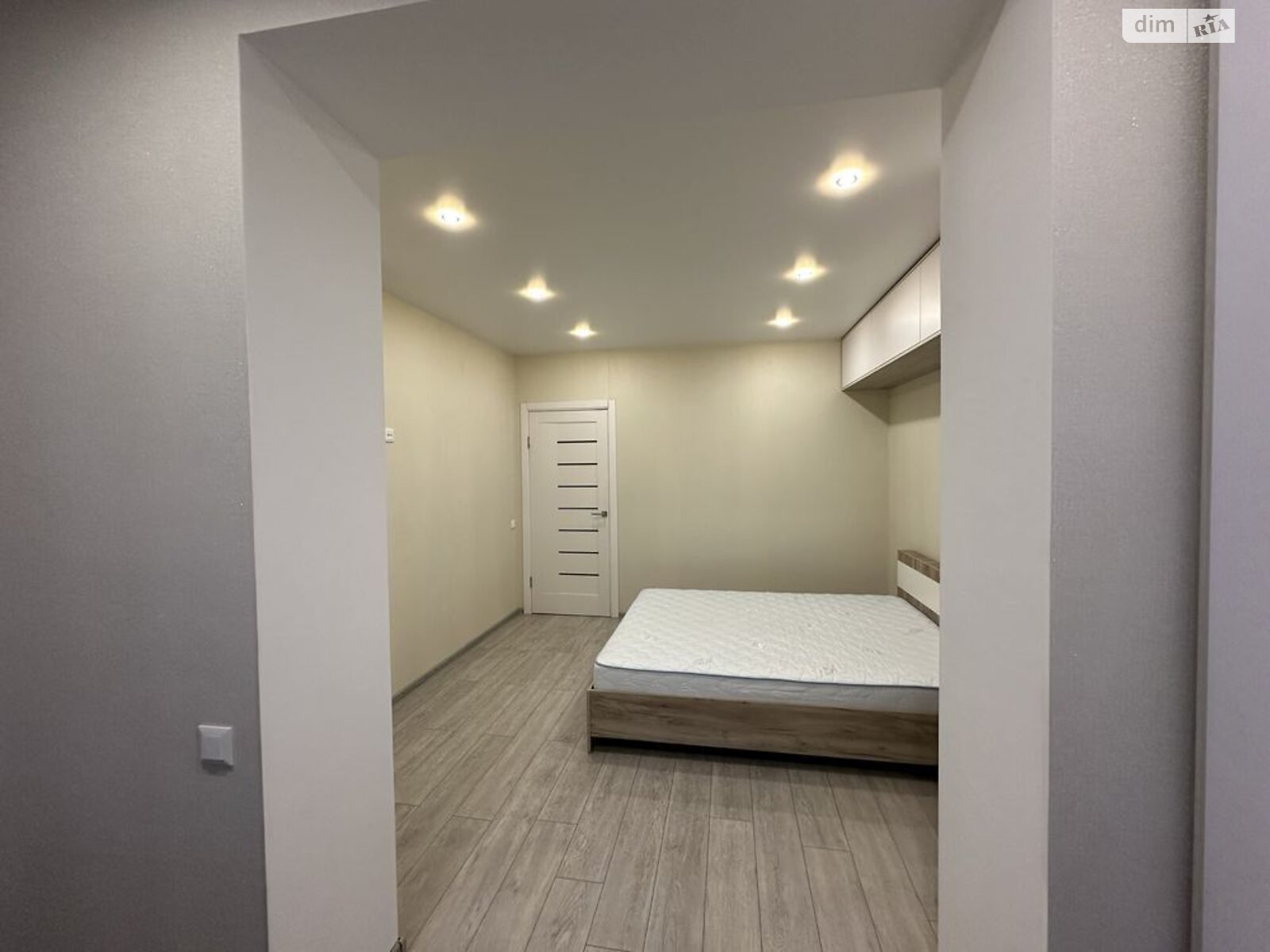 Продажа трехкомнатной квартиры в Днепре, на ул. Набережная Победы 44Л, район Мандрыкивка фото 1